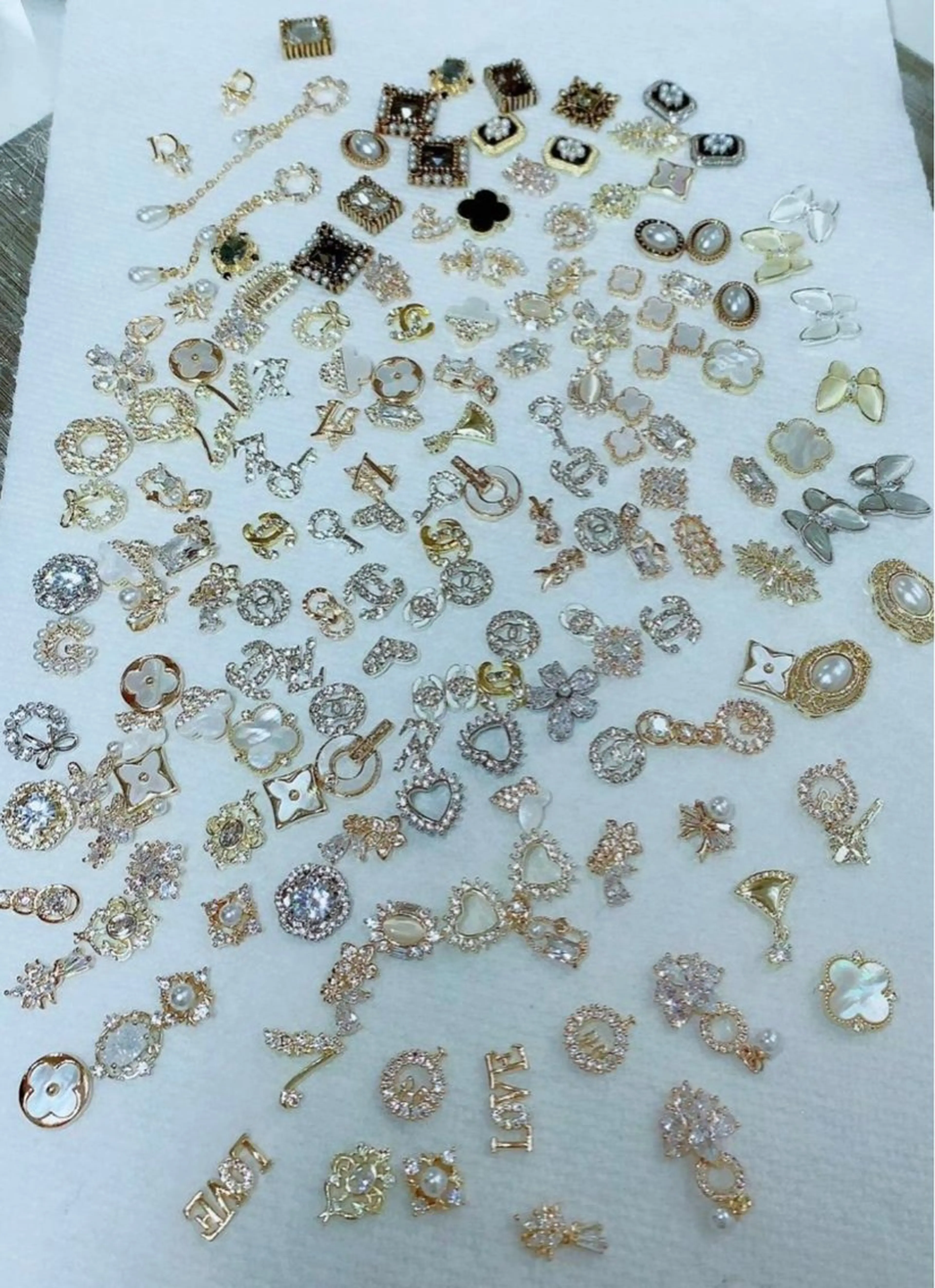 ネイル R salonのネイルデザイン