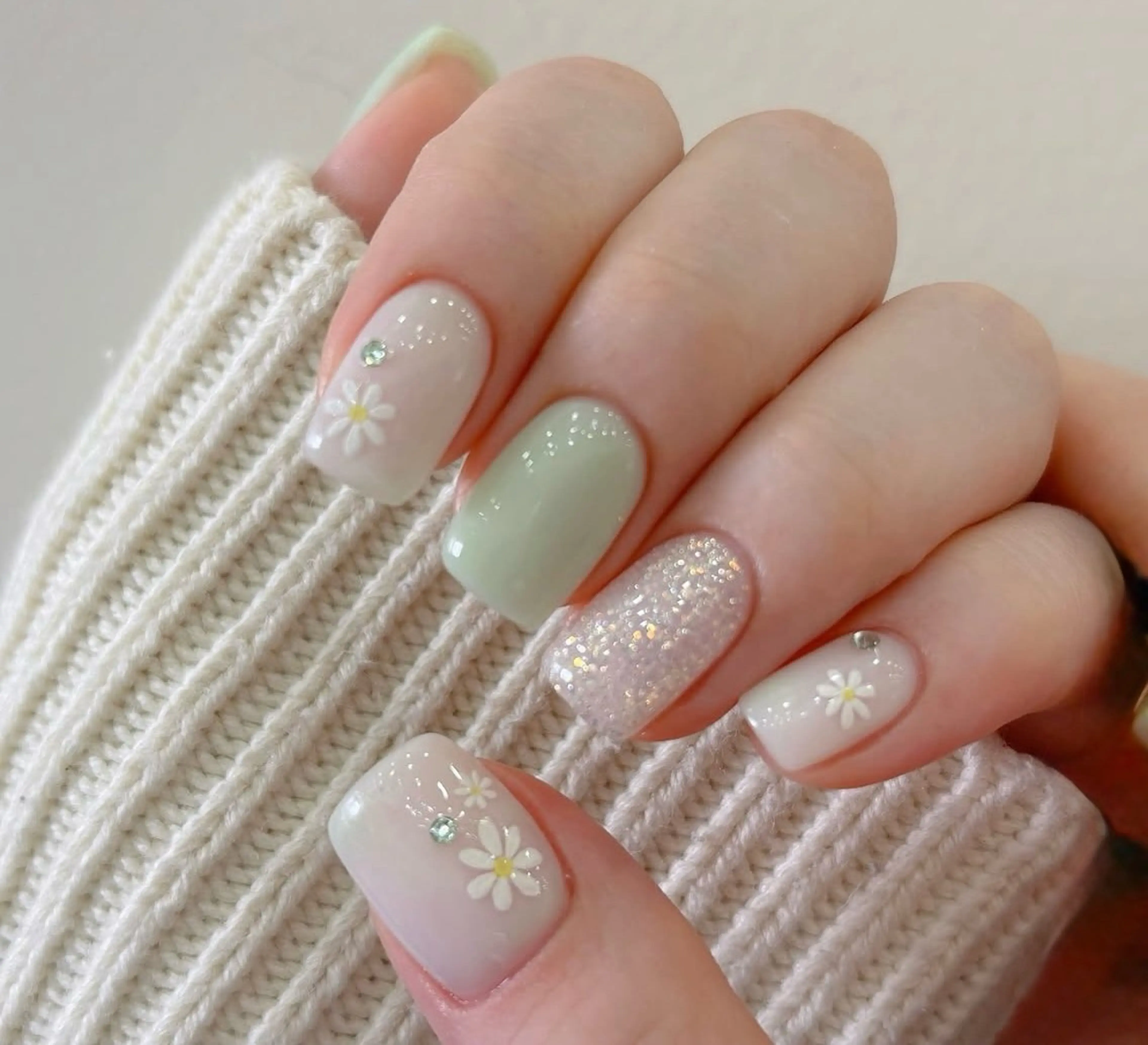 ネイル NailSalon✨ Écrinエクランのネイルデザイン