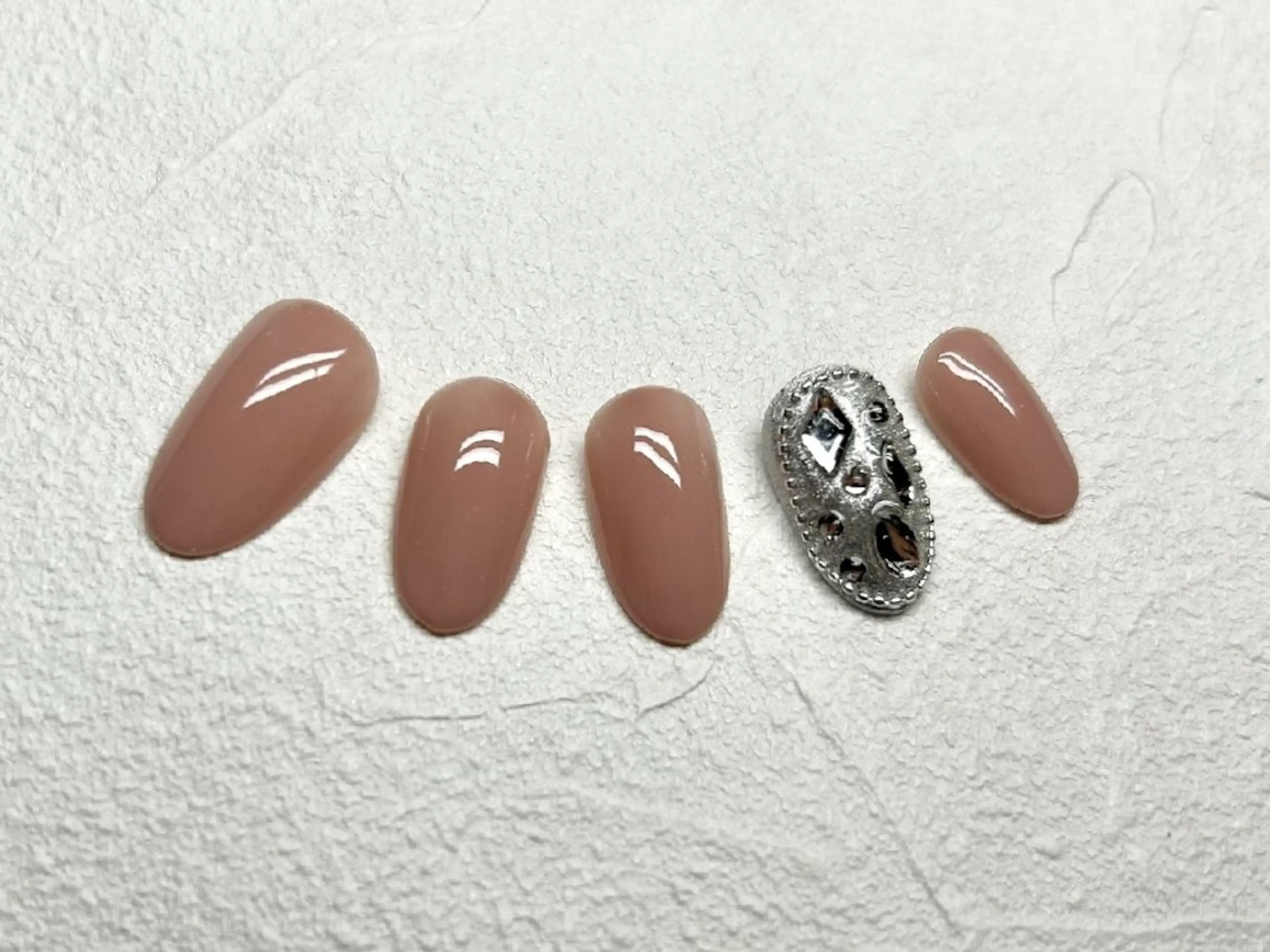 ネイル ラメ(グリッター) シルバー ハンドネイル JULIE NAILのネイルデザイン