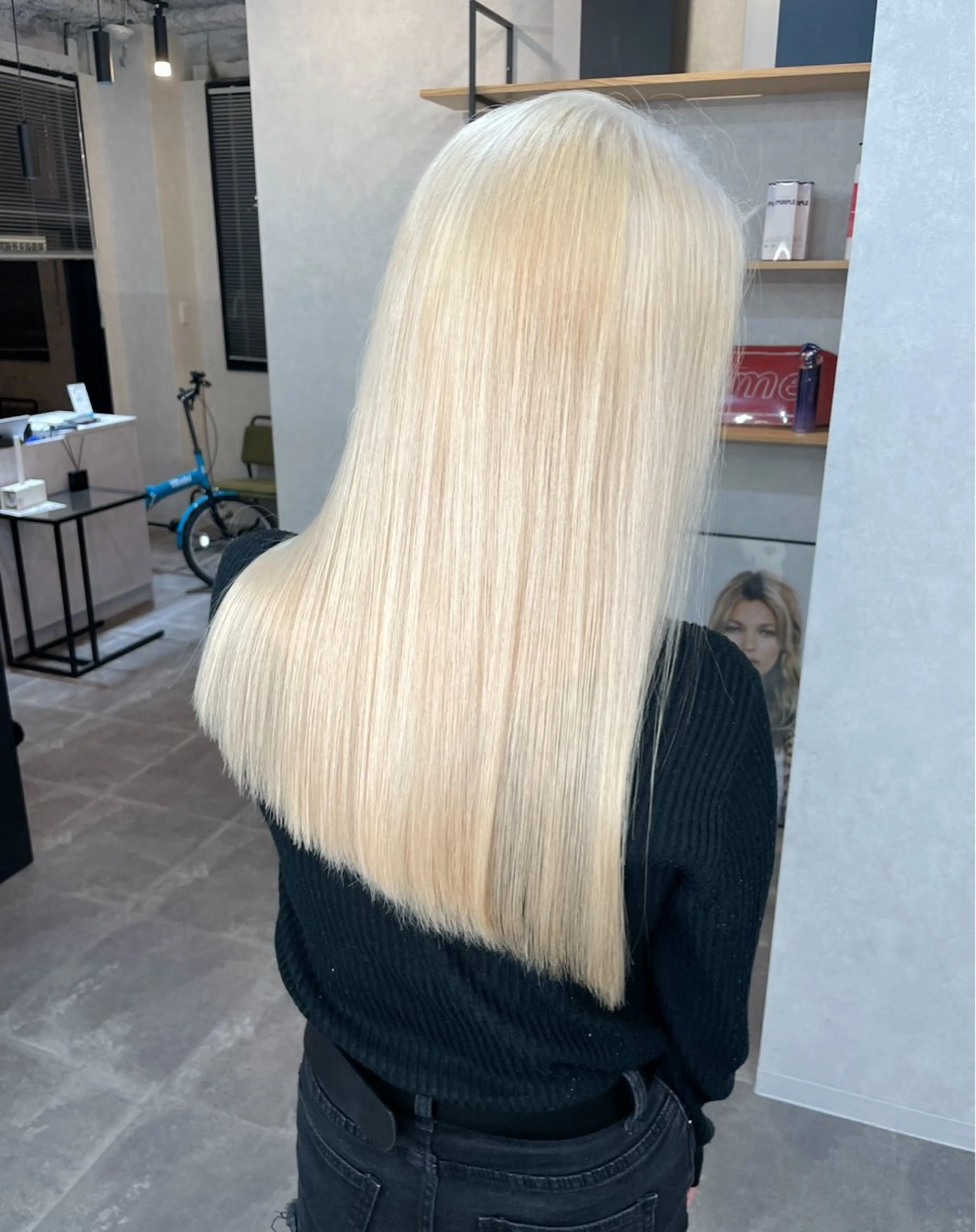 ロング ハイトーン特化/ モエ🍑のヘアスタイル