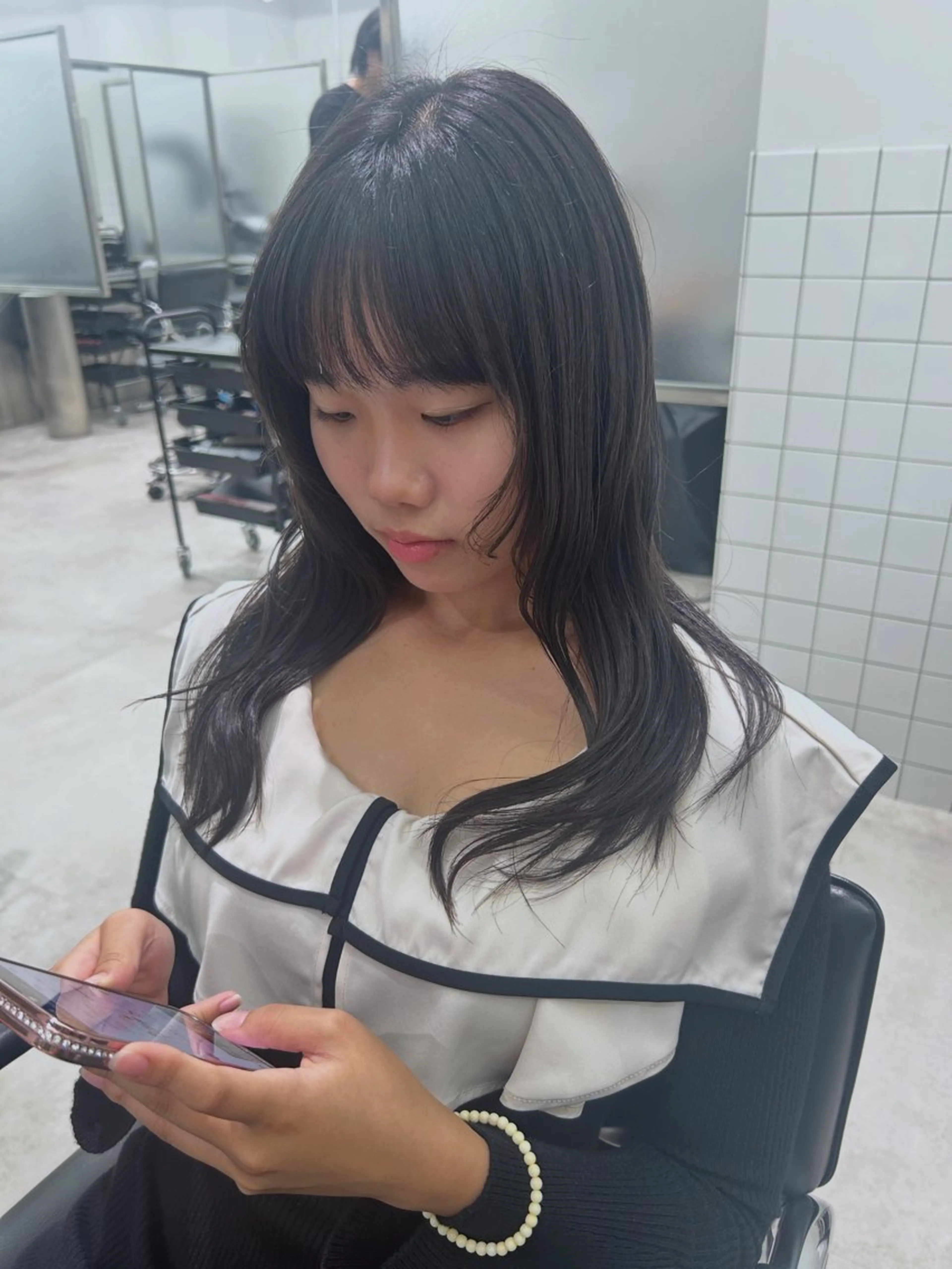 セミロング カット GO TODAY所属・ハイトーン/小顔 カット/Ayumuのヘアスタイル