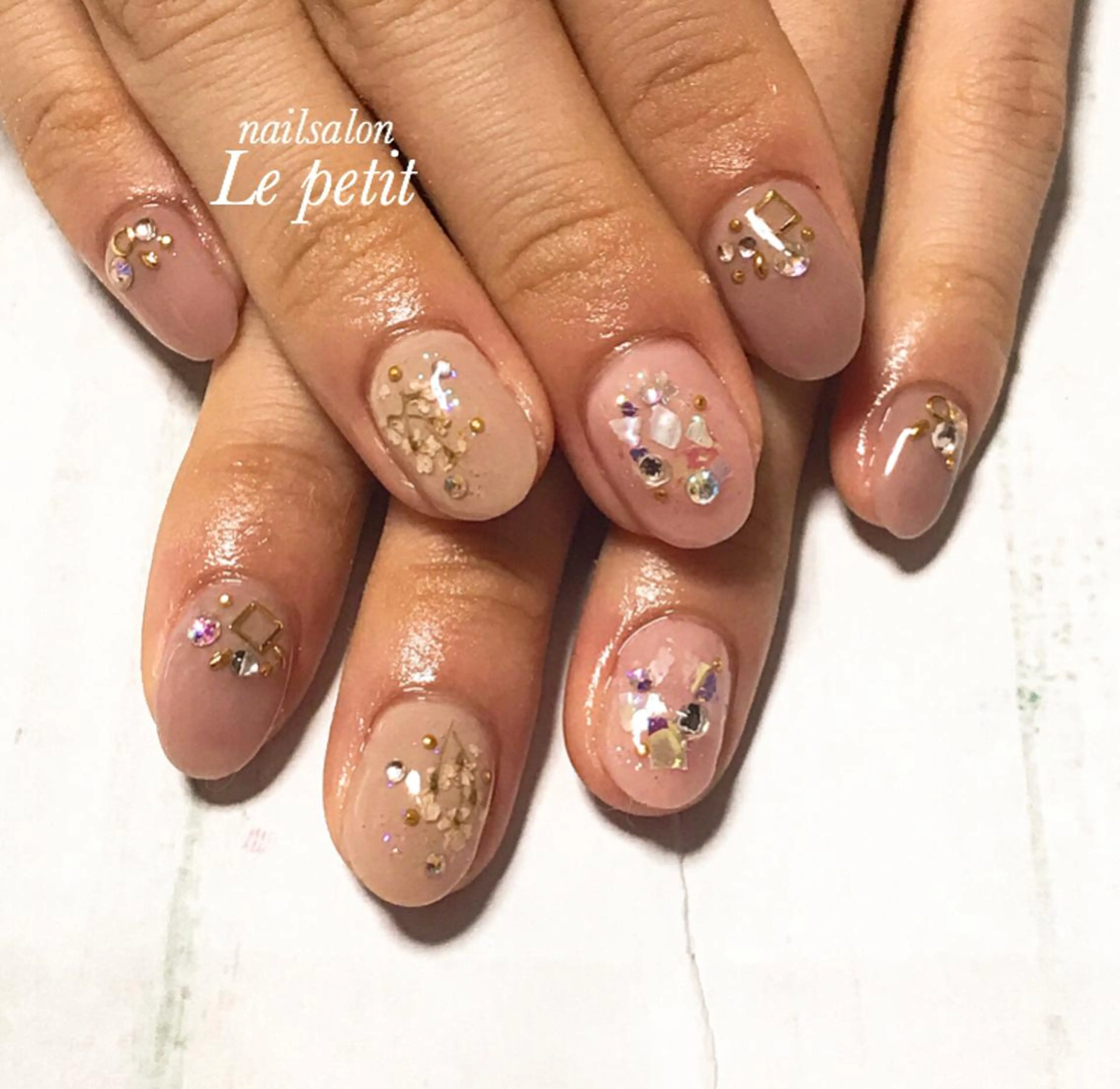 ネイル 石野 広佳のネイルデザイン