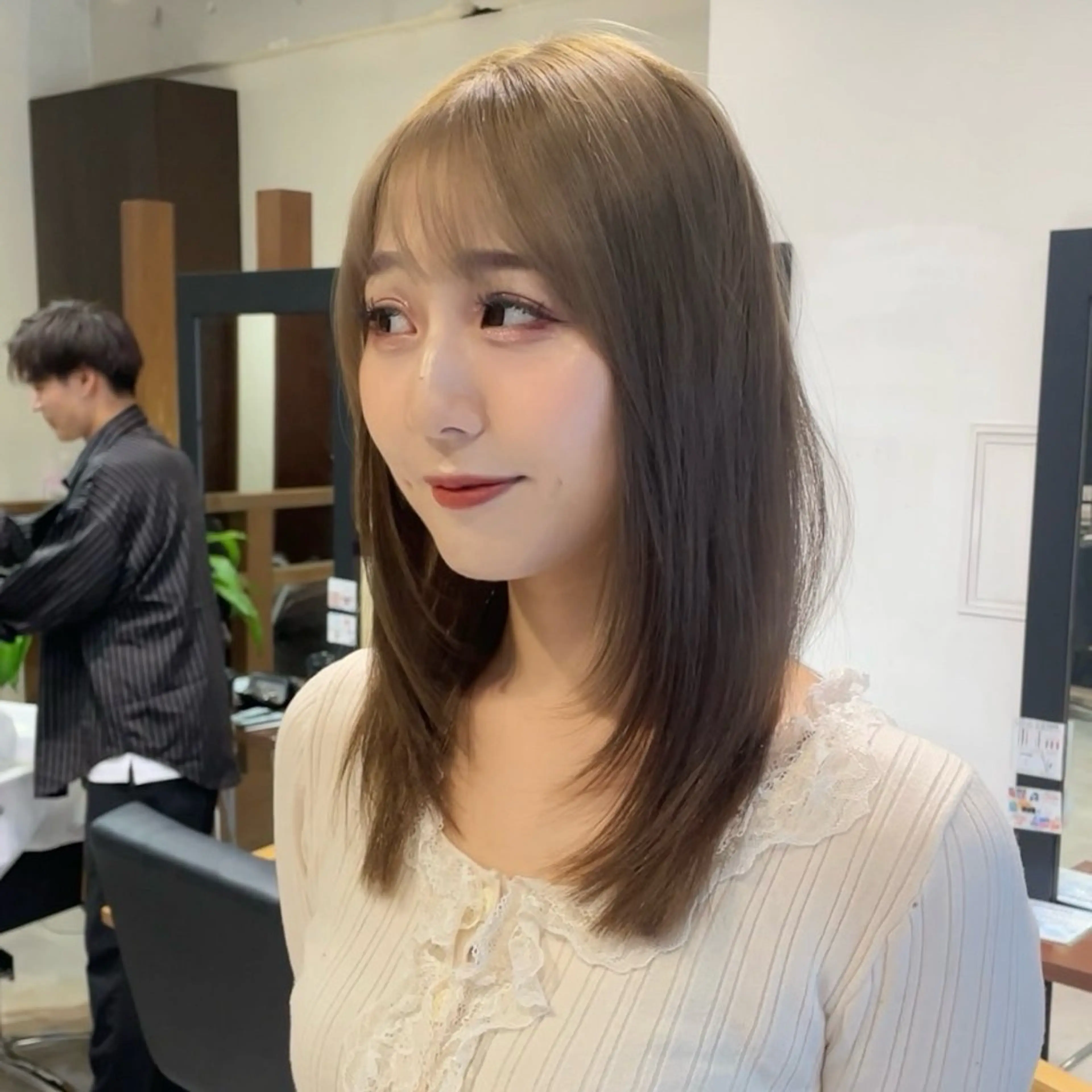 ミディアム 大阪/ショート特化型 美容師/吉留亜門のヘアスタイル