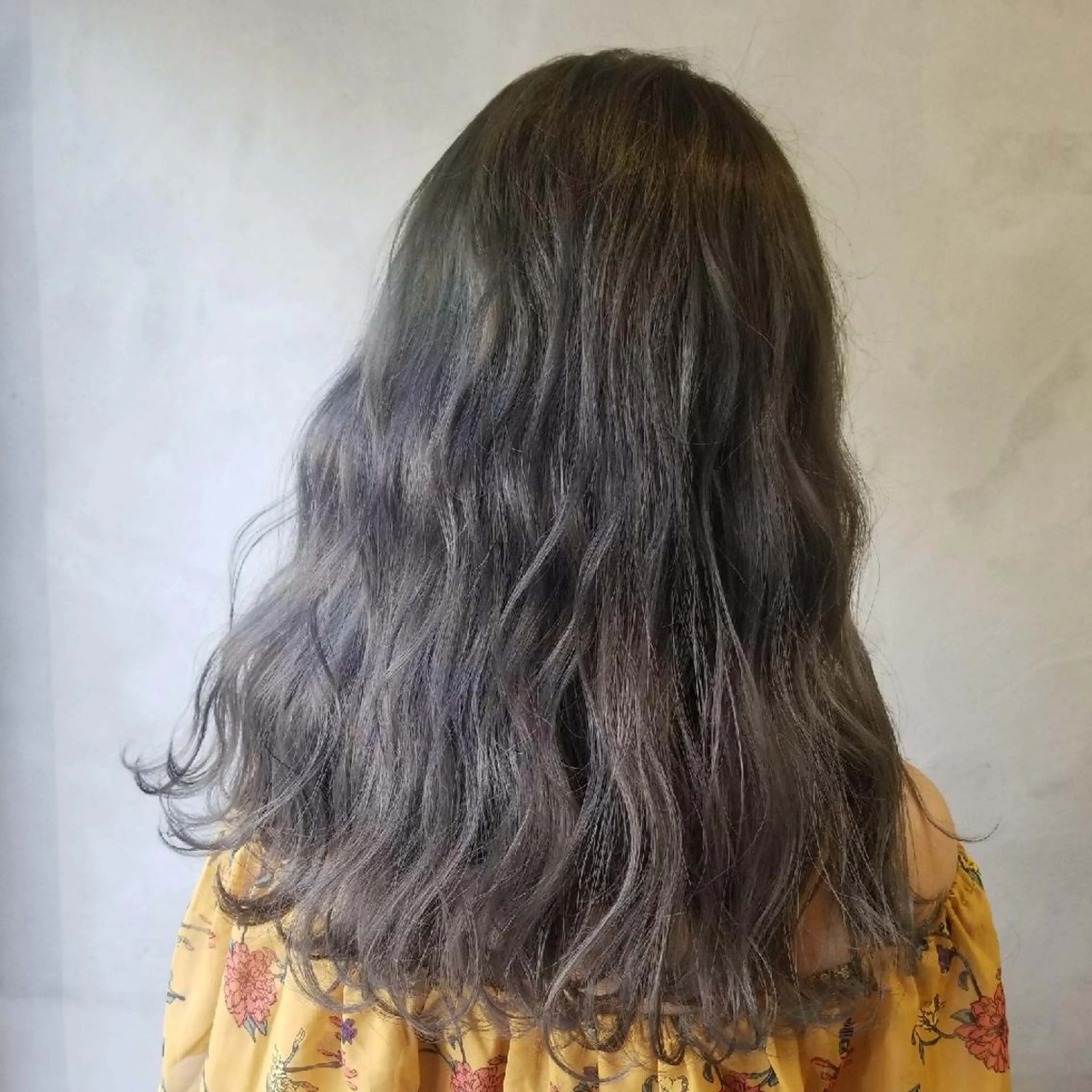 セミロング カラー ヘアカラー Le Lien カジのヘアスタイル