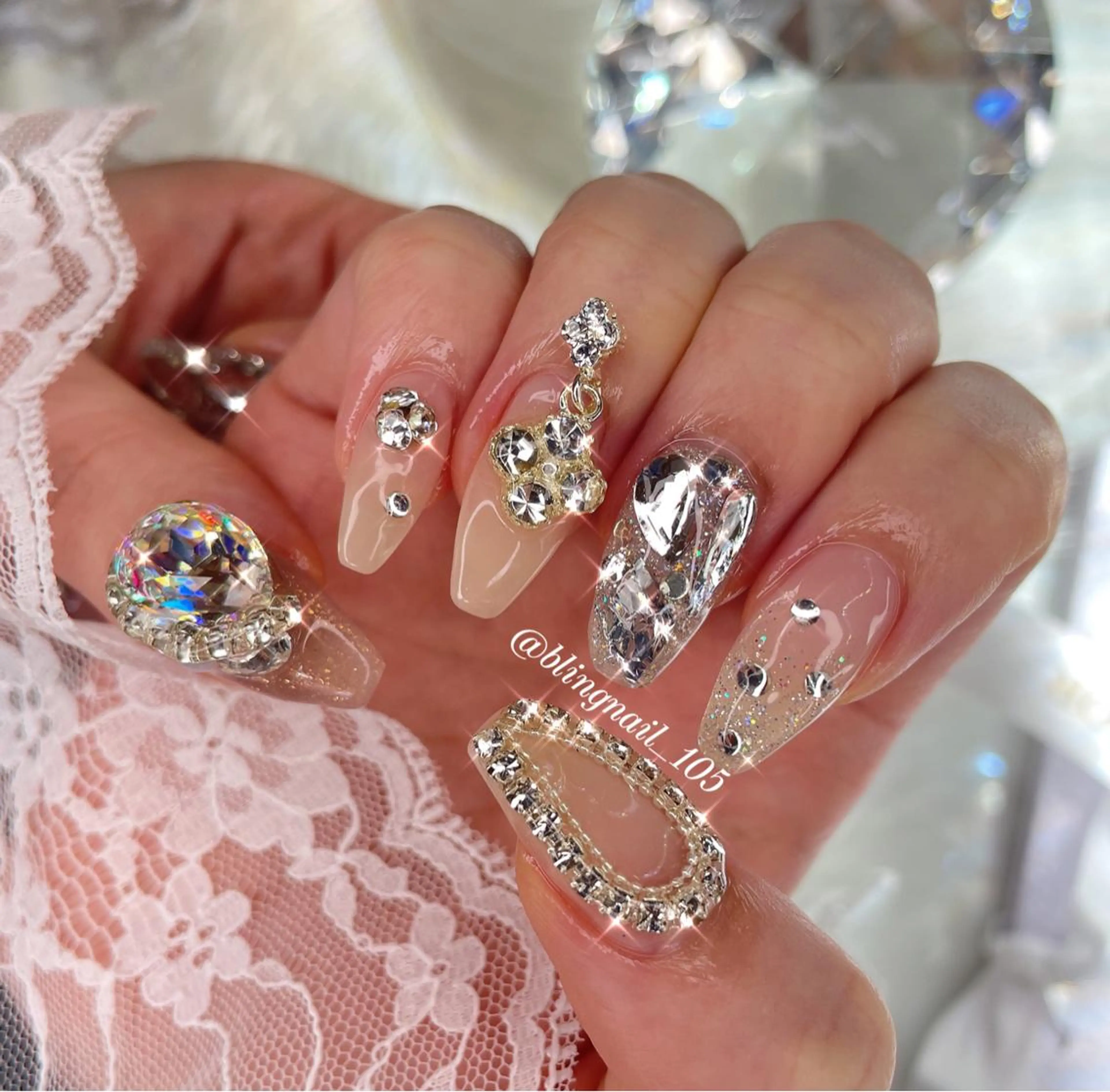 ネイル 23時まで❤︎韓国、 ワンホンネイルのネイルデザイン