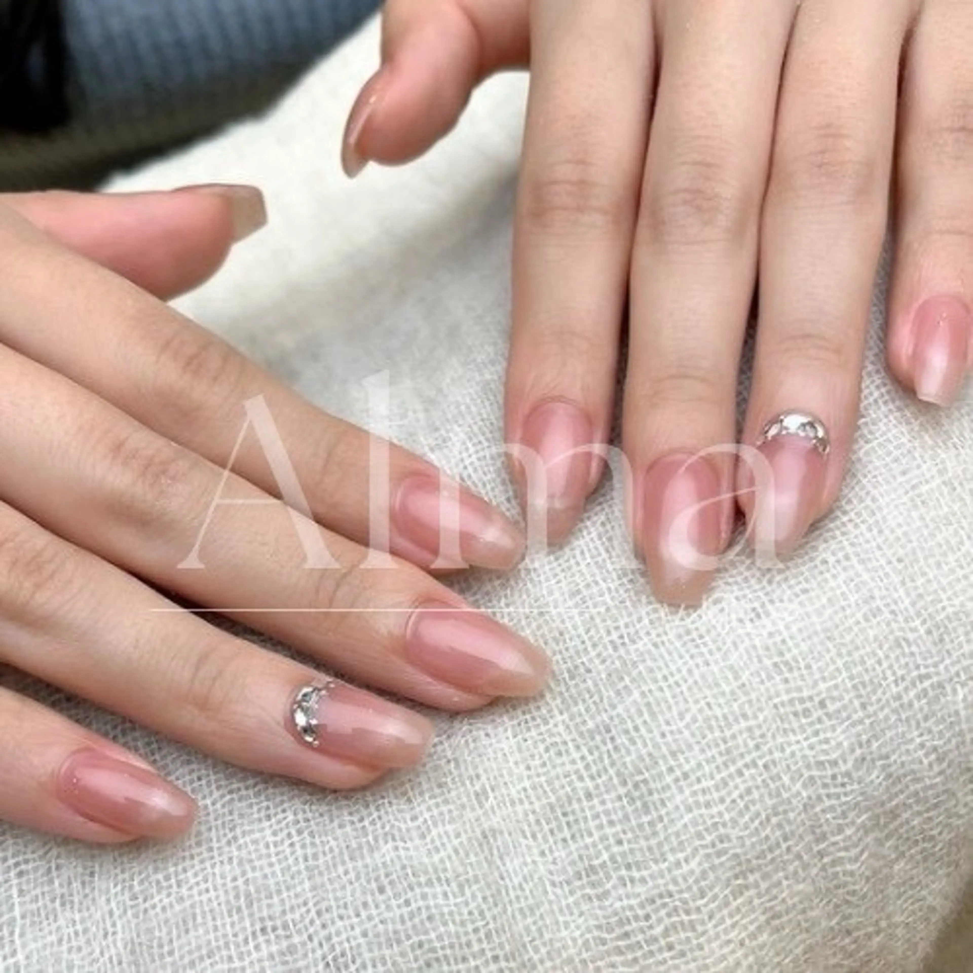 ネイル ハンドネイル Alma by kittys 谷保店所属・Alma chitoseのネイルデザイン