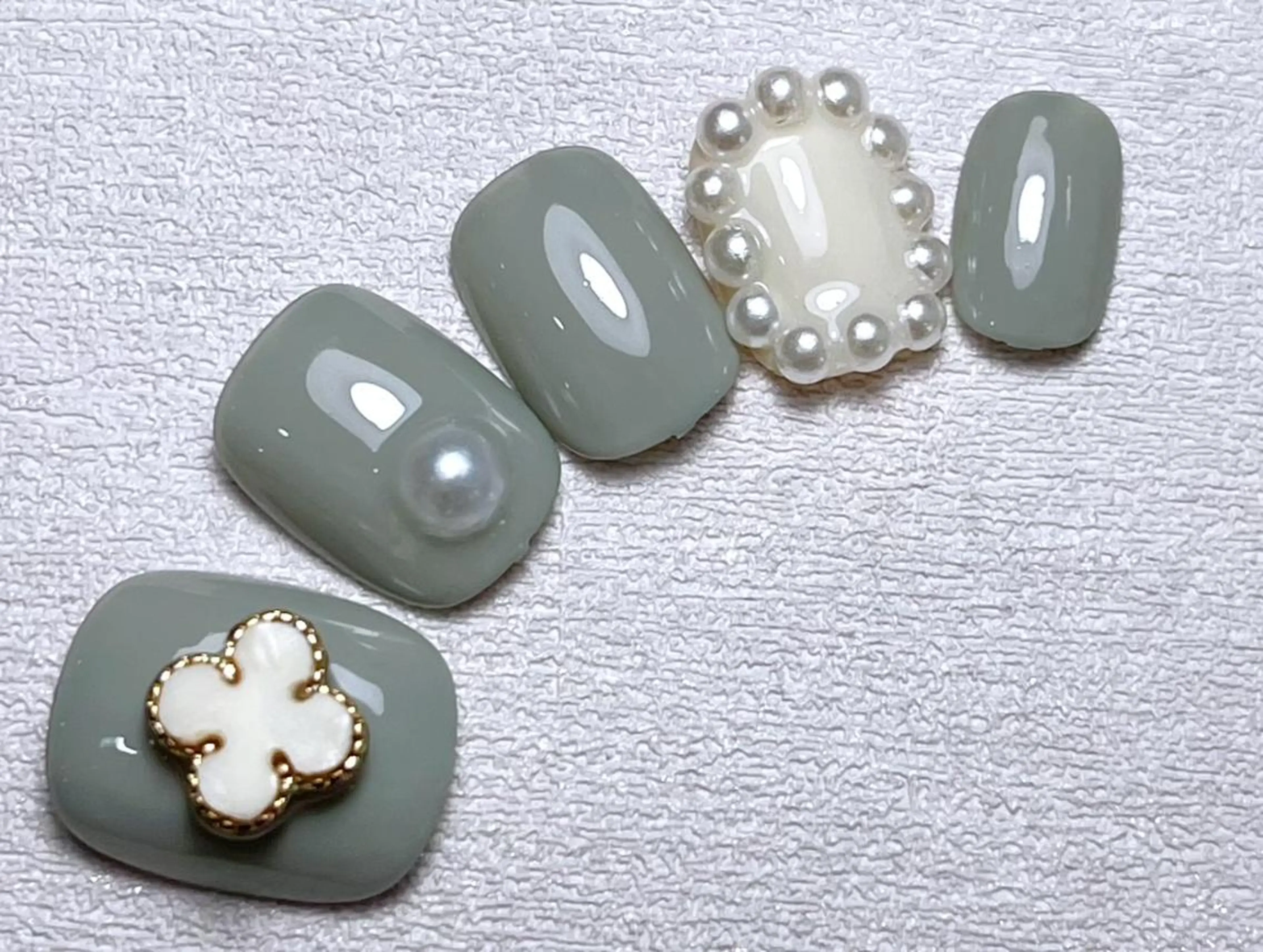 ネイル 🎀Nail新宿店 Aliceのネイルデザイン