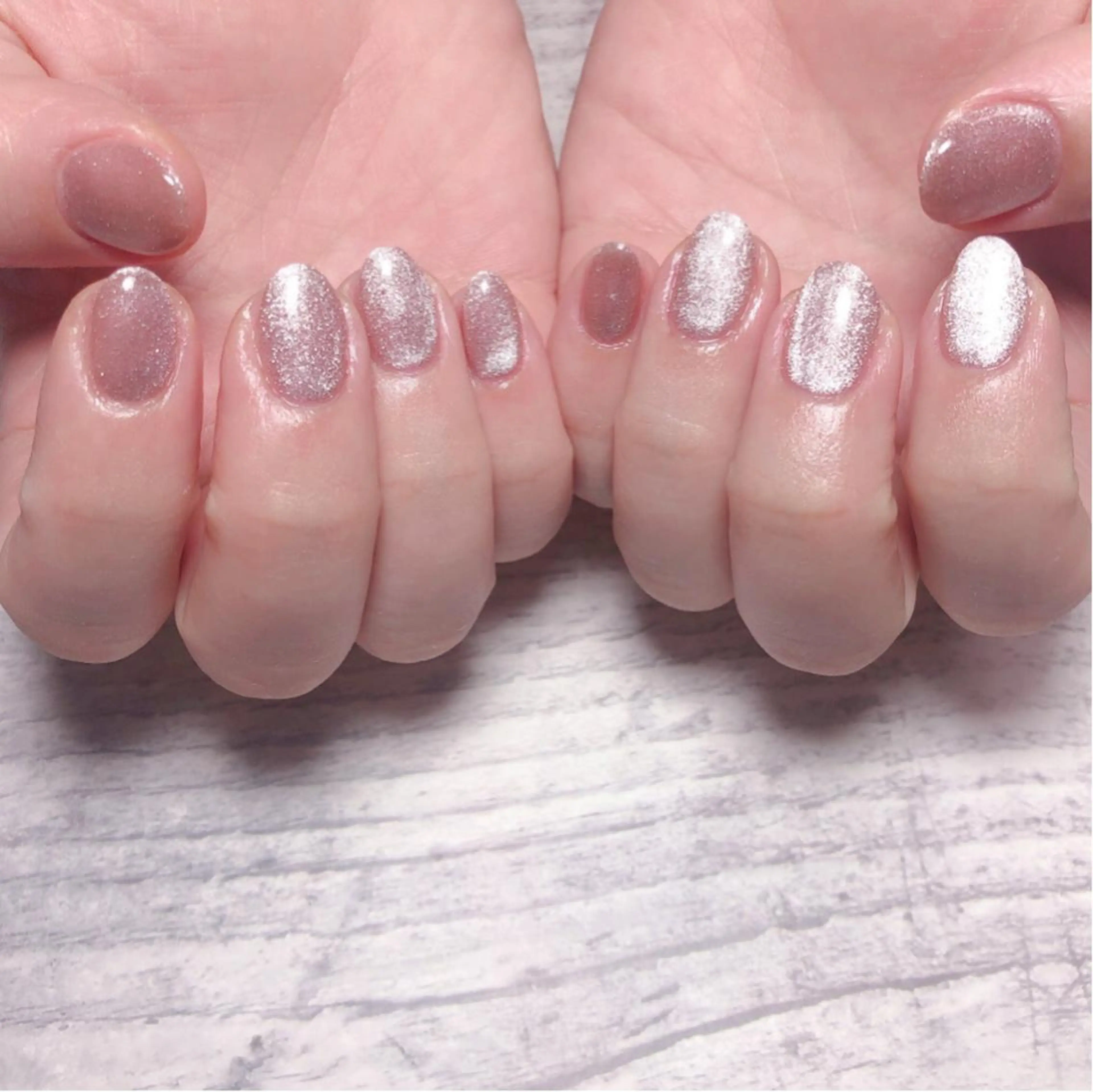 ネイル マグネットネイル 個室ネイルサロンDolly Girl〜ドーリーガール〜所属・DollyGirl KYOKOのネイルデザイン