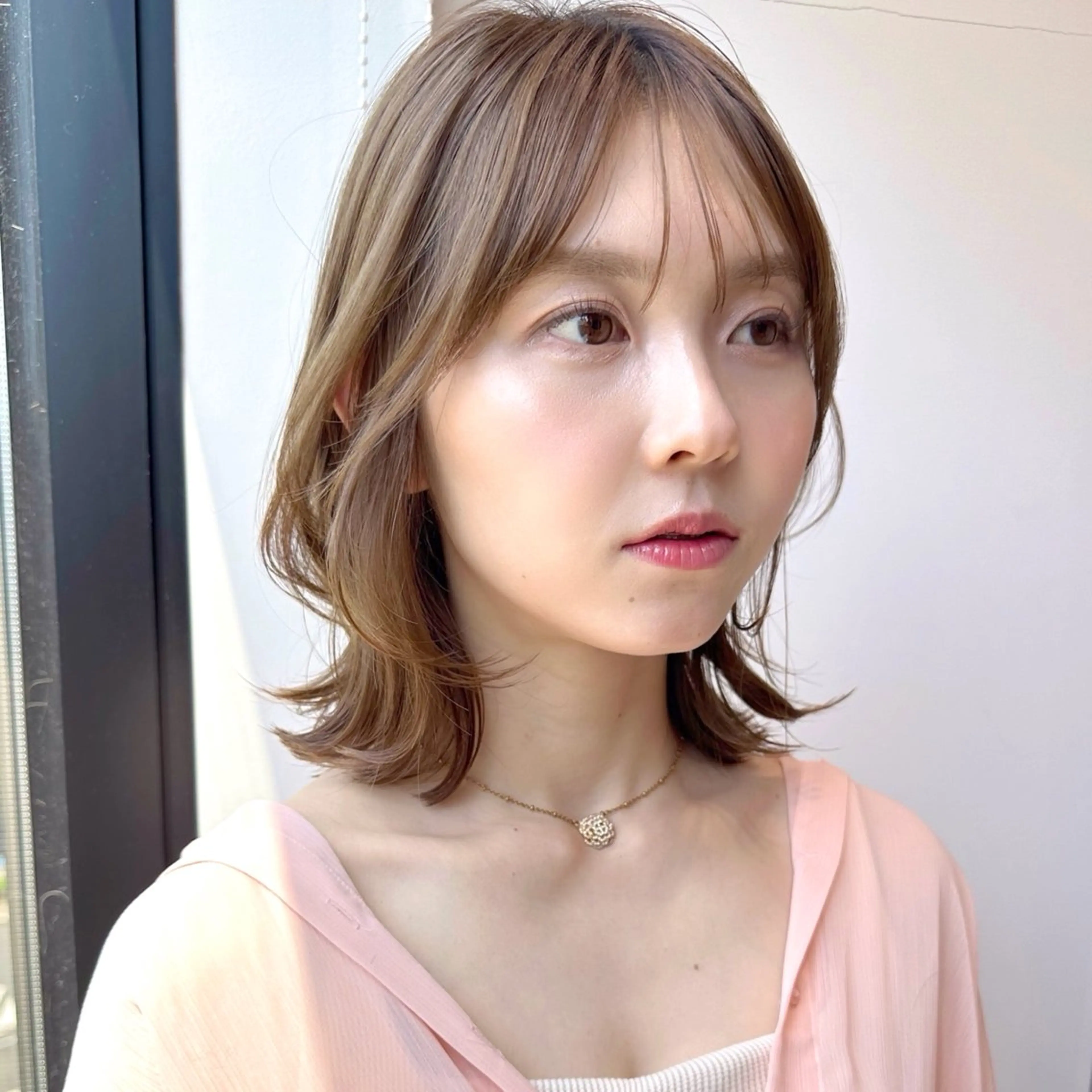 ミディアム カラー ボブ くびれヘア カット ヘアカラー トリートメント take/ショート& レイヤーカット/銀座のヘアスタイル