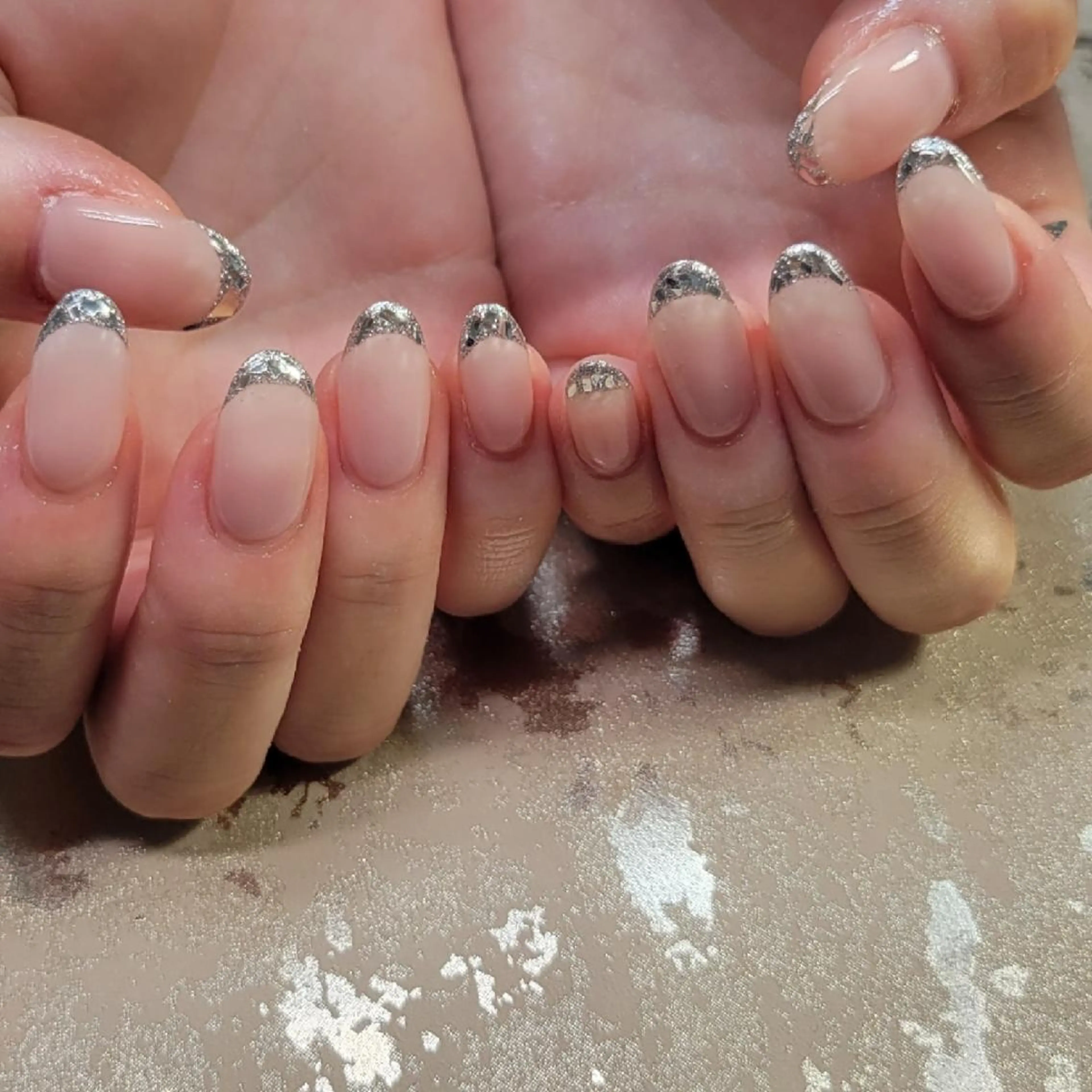 ネイル フレンチネイル ガラスフレンチ ネイルサロンほっこり kanaのネイルデザイン