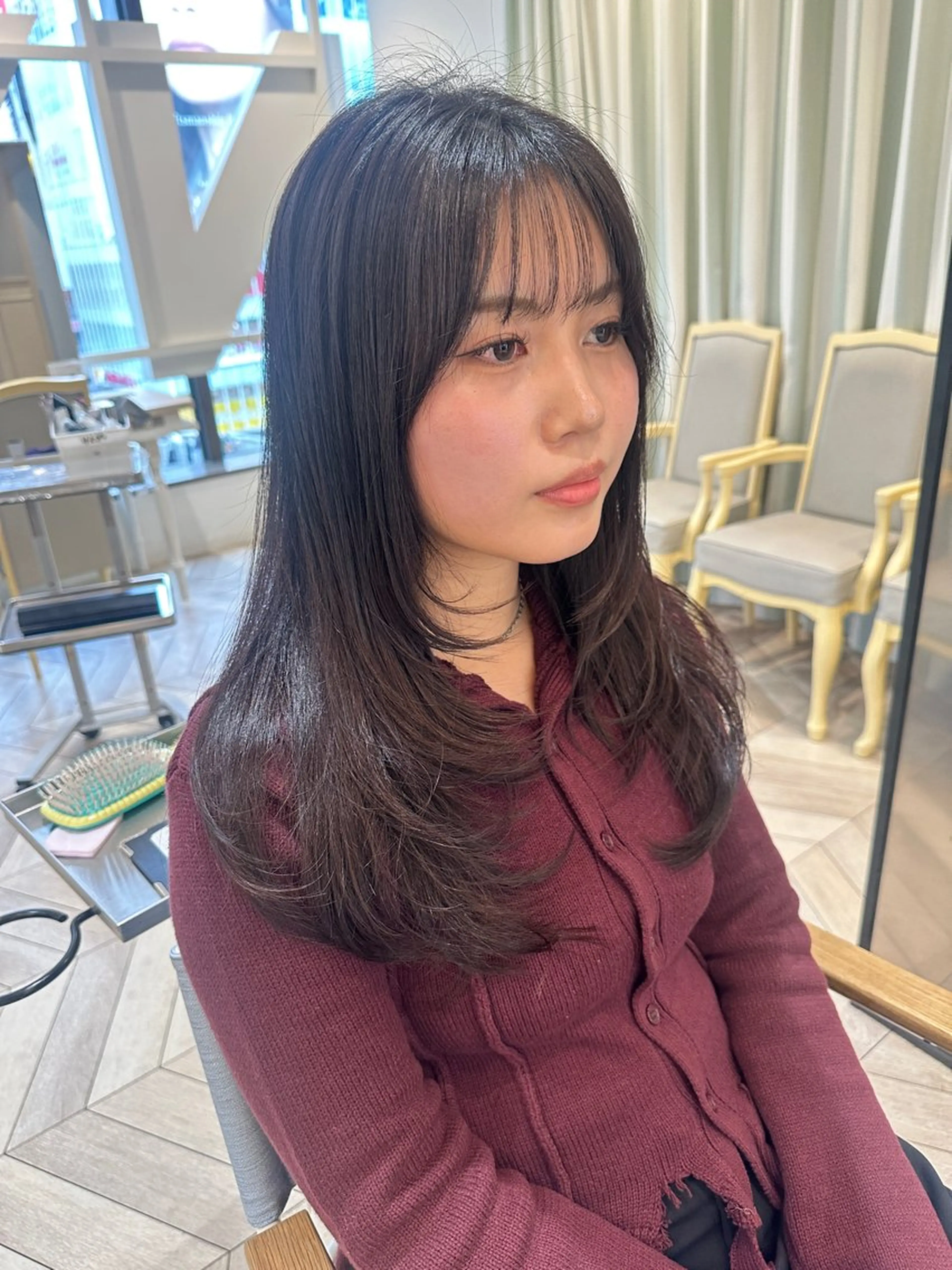 ロング レイヤーカット カット トリートメント ベージュ/インナー カラー🤍Rieのヘアスタイル