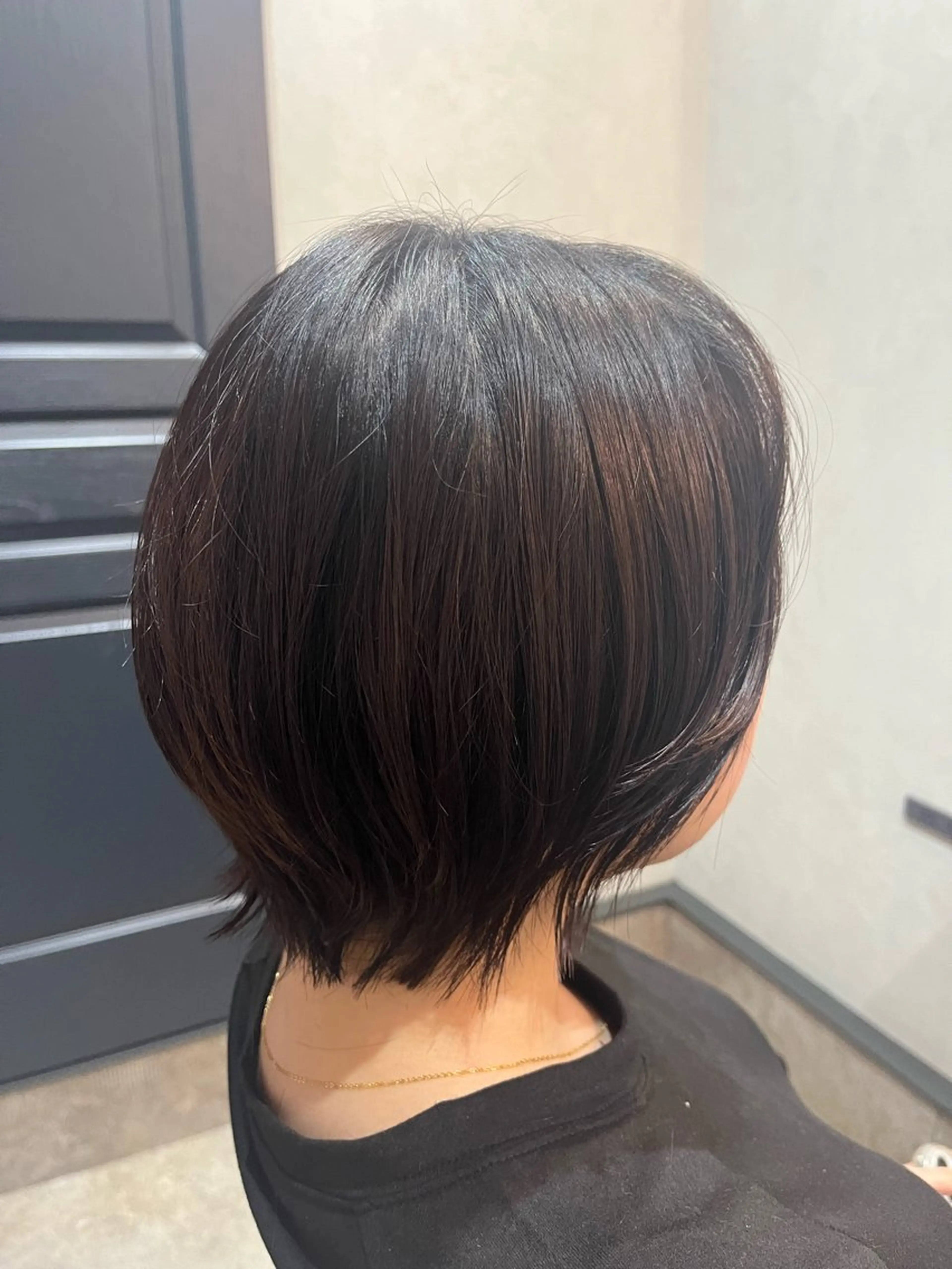 ショート ショートレイヤー レイヤーカット ショートヘア ウルフカット tsuzuru hair所属・木村 朱里菜のヘアスタイル