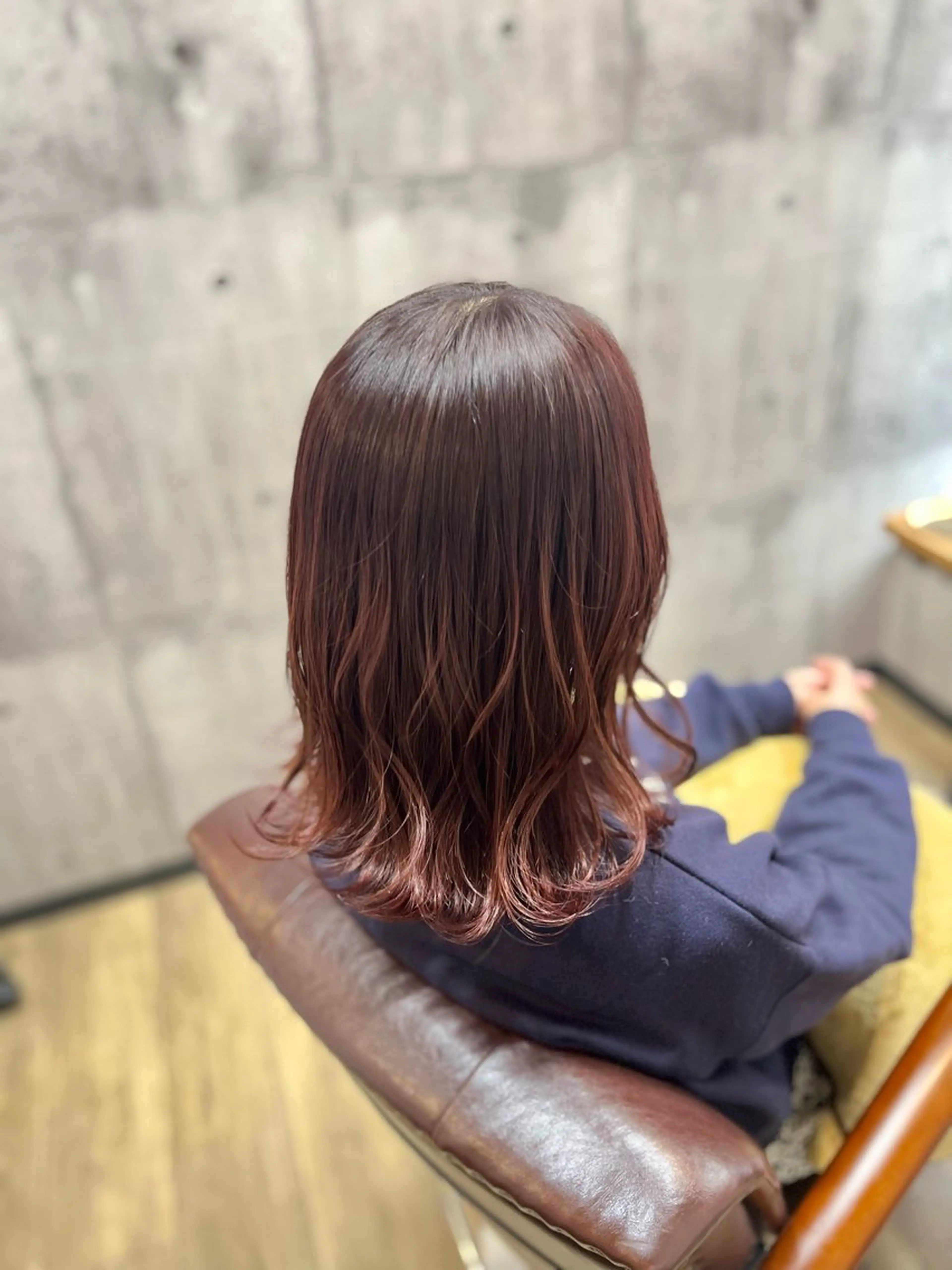 ミディアム カラー 艶髪🌈ムラカミ サキのヘアスタイル