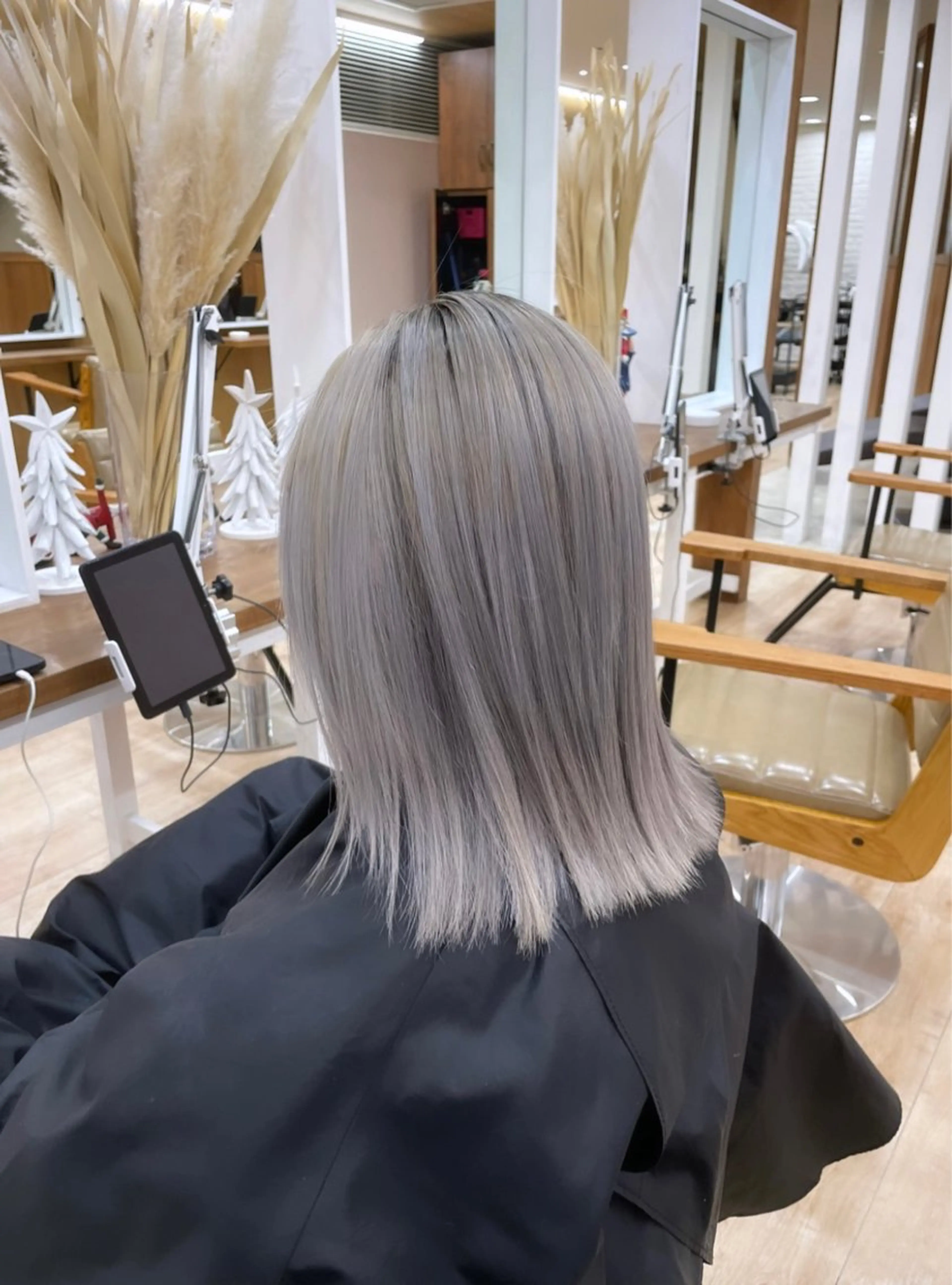 ミディアム カラー ブリーチ ダブルカラー ヘアカラー トリートメント ♡韓国ヘア♡遠藤 美夢のヘアスタイル