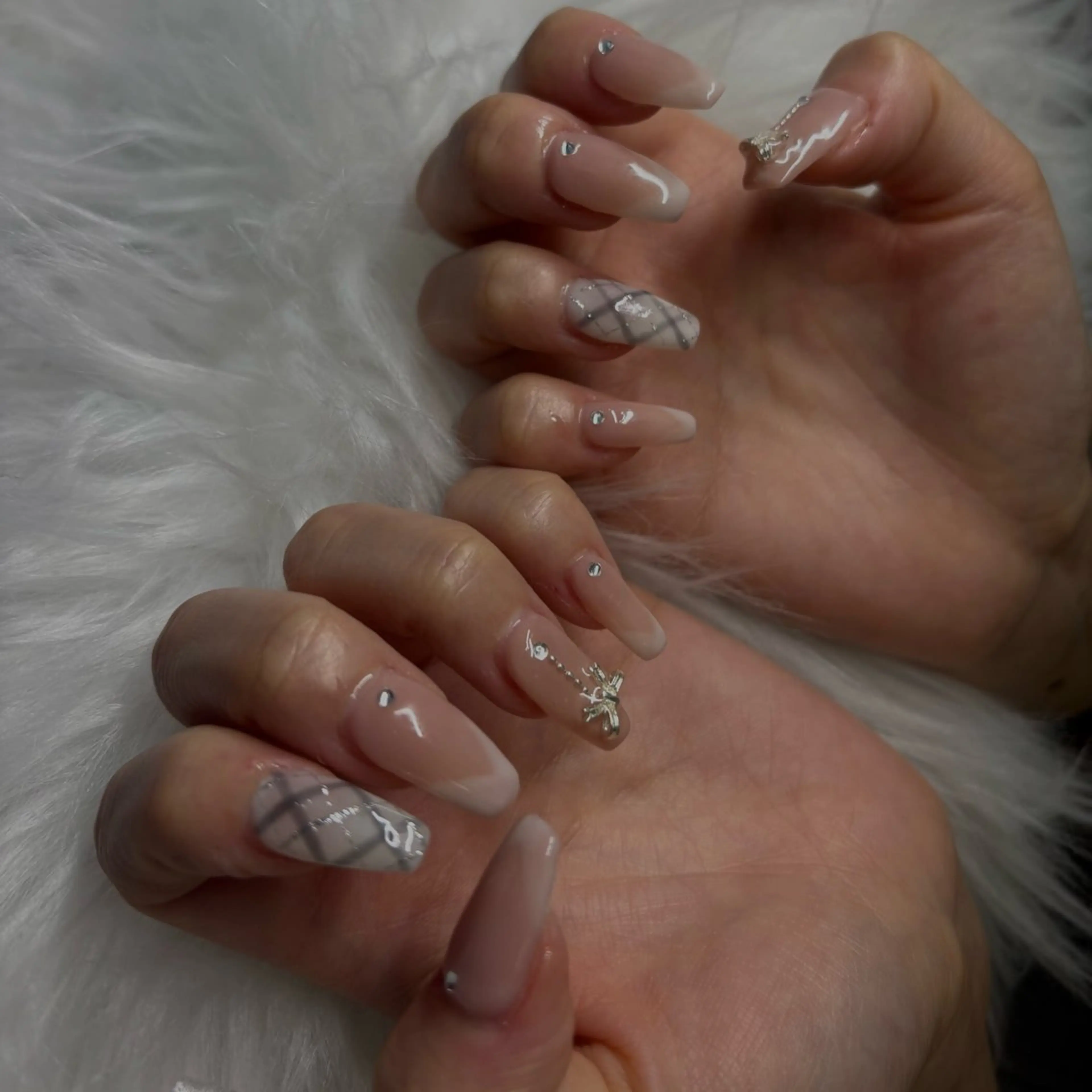 ネイル 長さ出し 持ち込み ハンドネイル Vante梅田店所属・vante_aimi .パラジェル取扱店のネイルデザイン