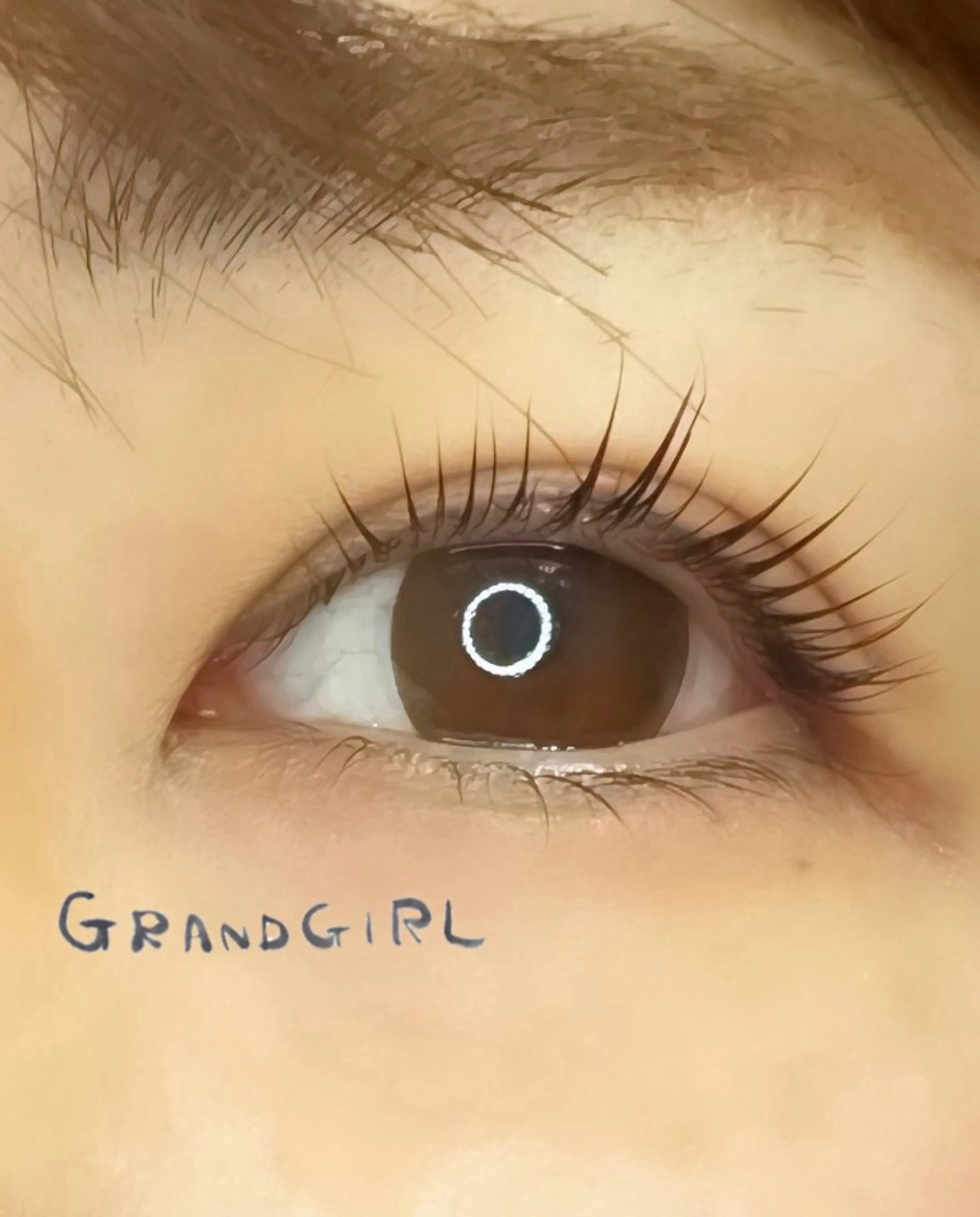 マツエク・マツパ GRANDGIRL所属・ヨシダ セリナのマツエク・マツパデザイン