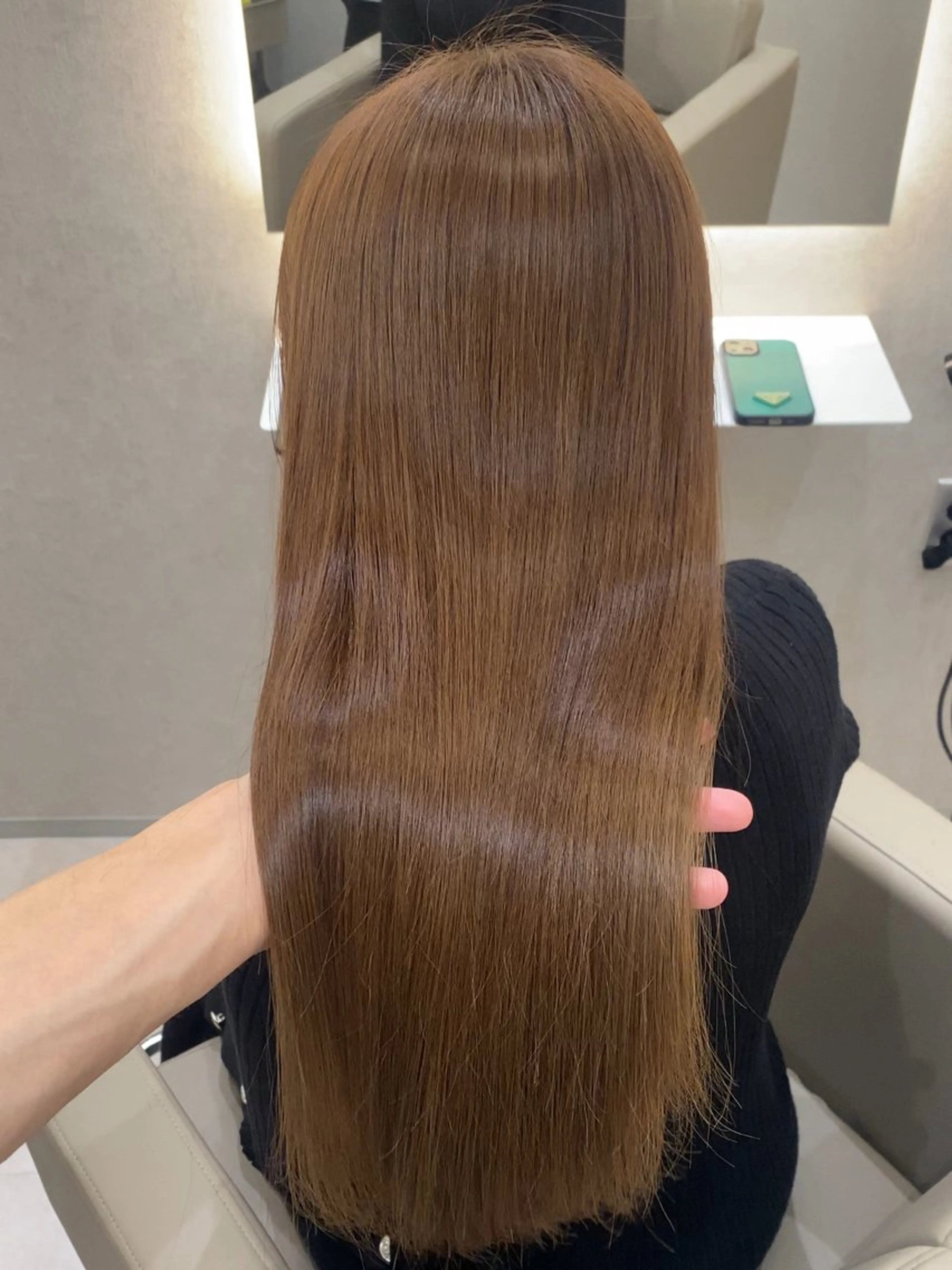 カラー ベージュカラー ブリーチ ミルクティーベージュ ブリーチなしカラー 韓国🇰🇷レイヤー 似合わせ顔まわりのヘアスタイル