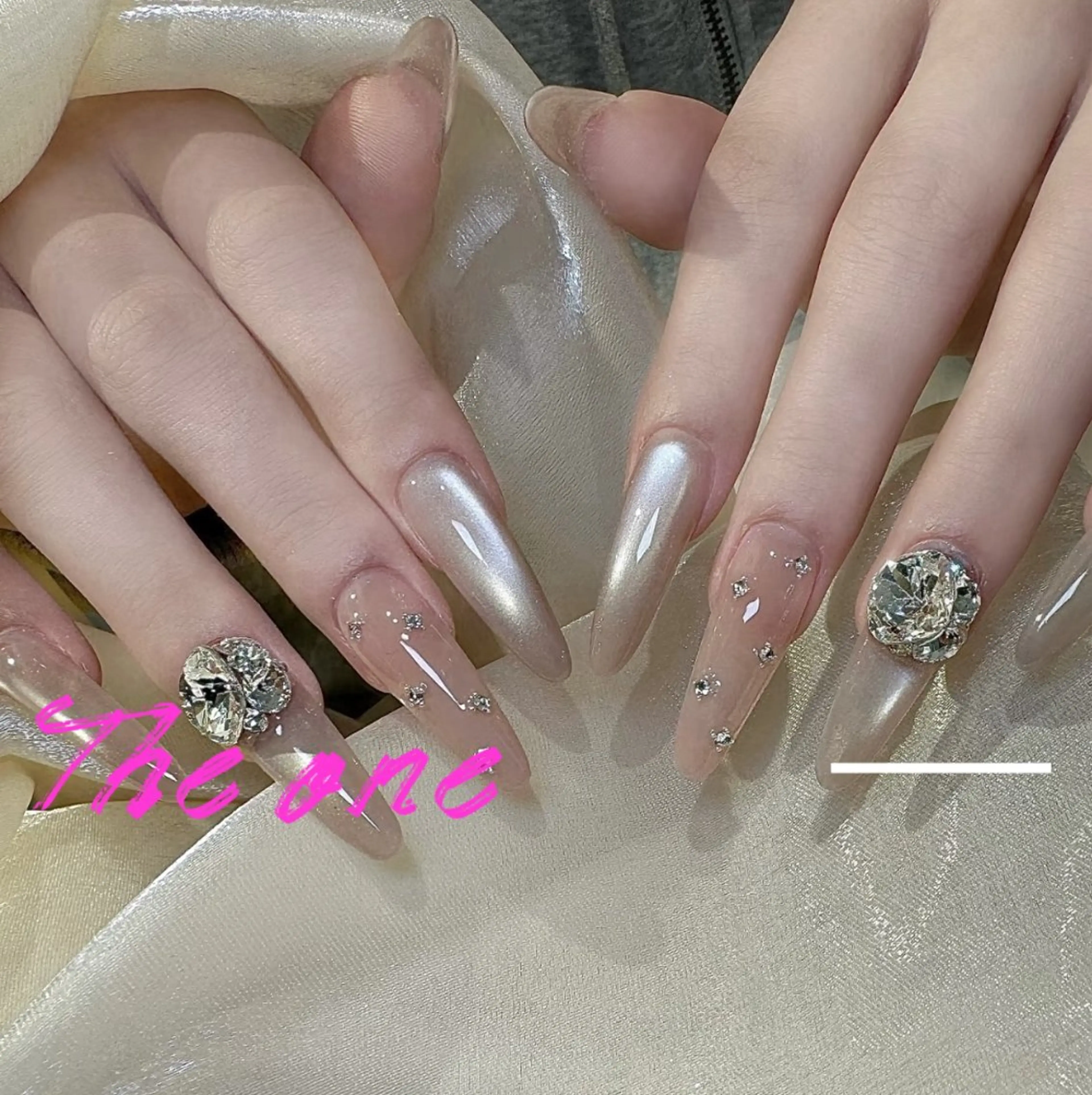 ネイル The oneアオイ アオイのネイルデザイン