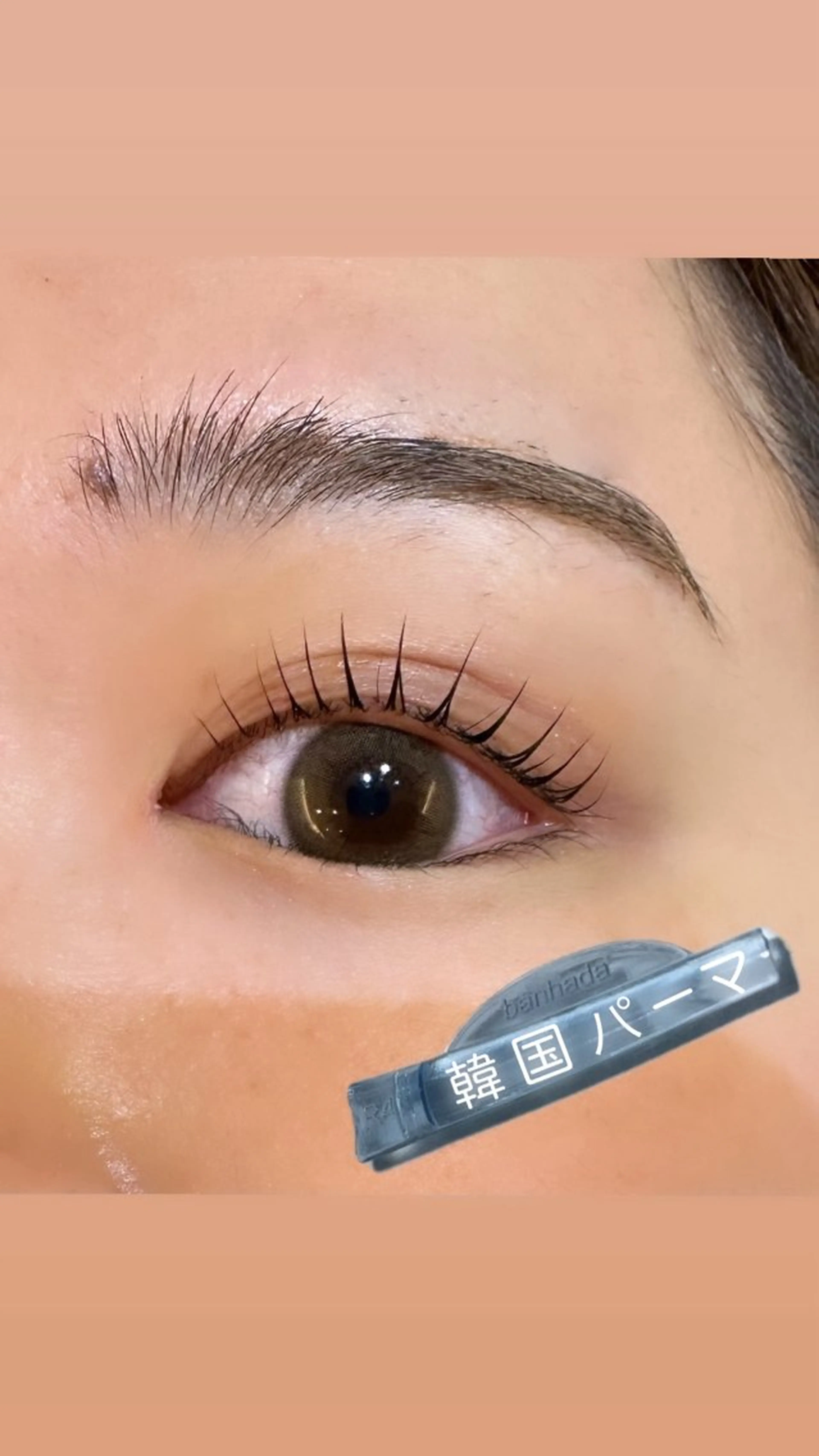 マツエク・マツパ 坂口 月陽のヘアスタイル