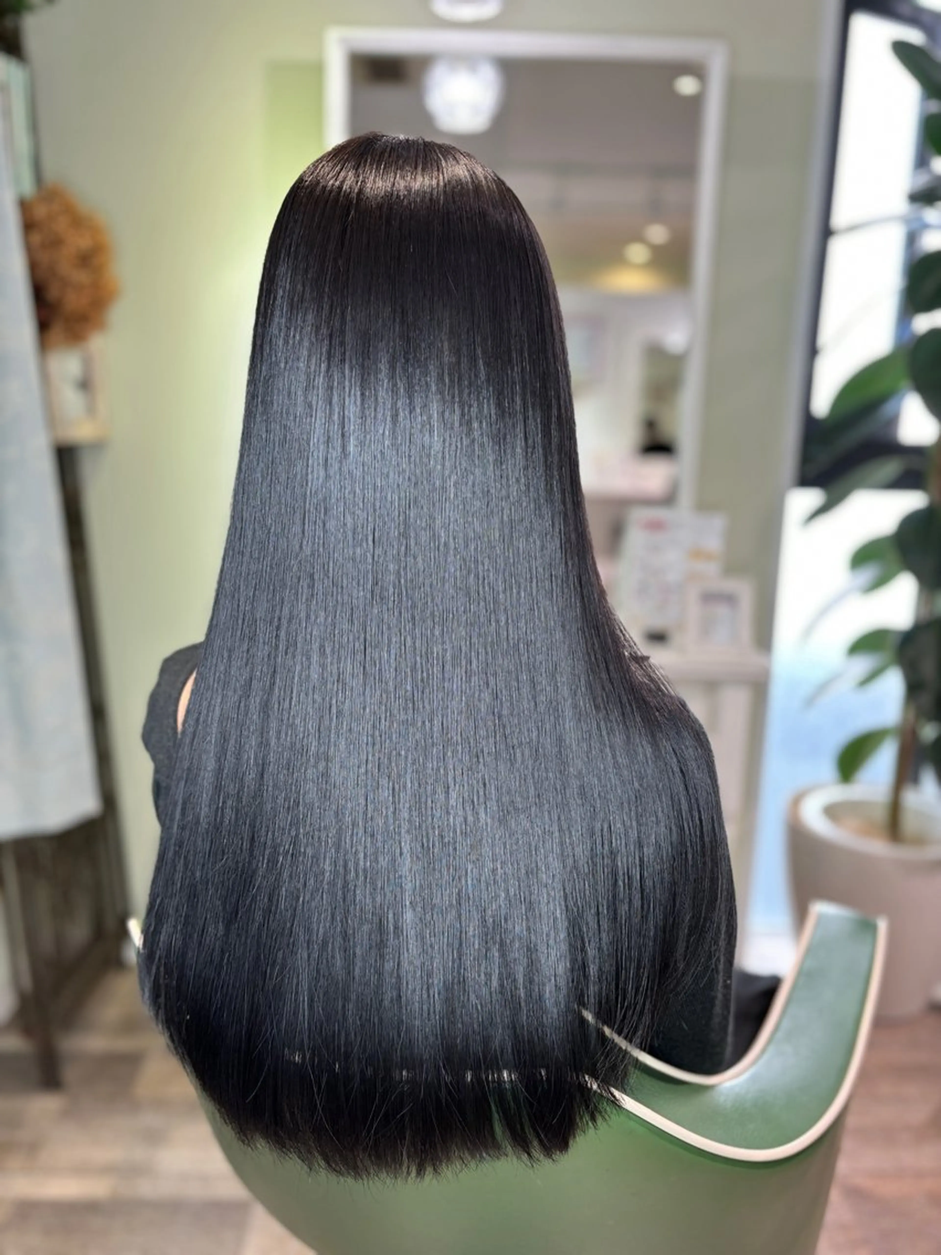 ロング カラー ブリーチ トリートメント 栗形 龍乃介のヘアスタイル