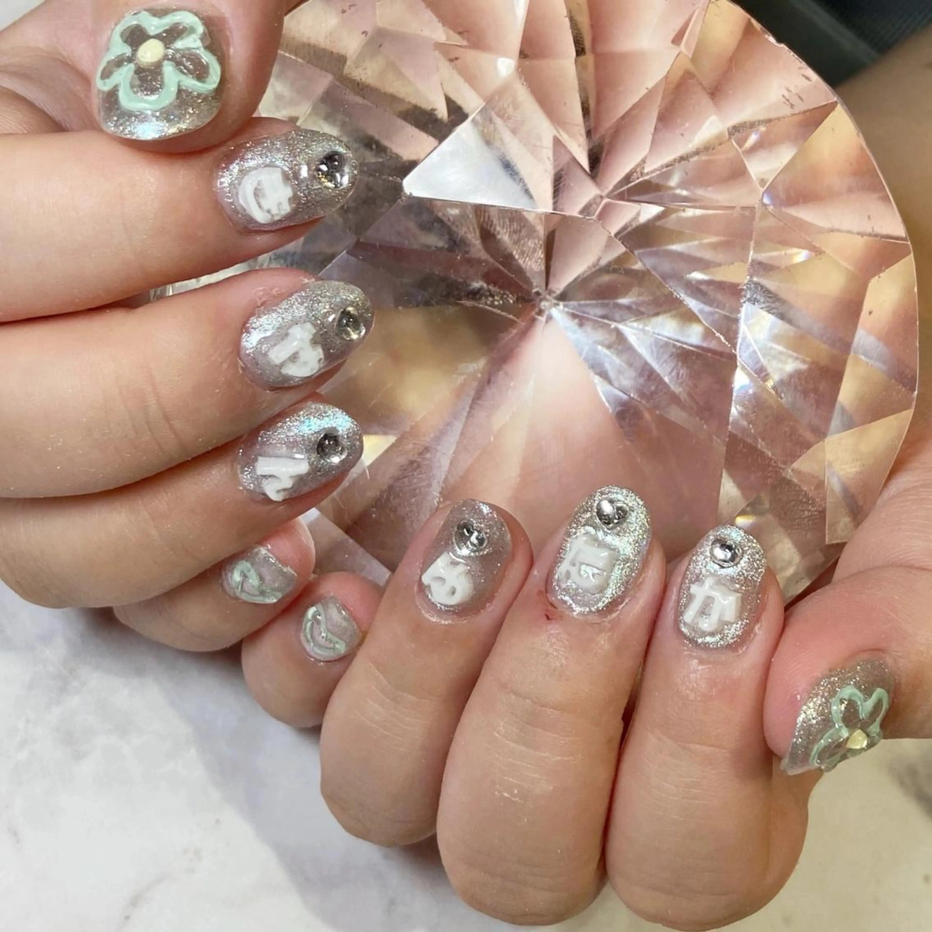 ネイル YUN 💅のネイルデザイン