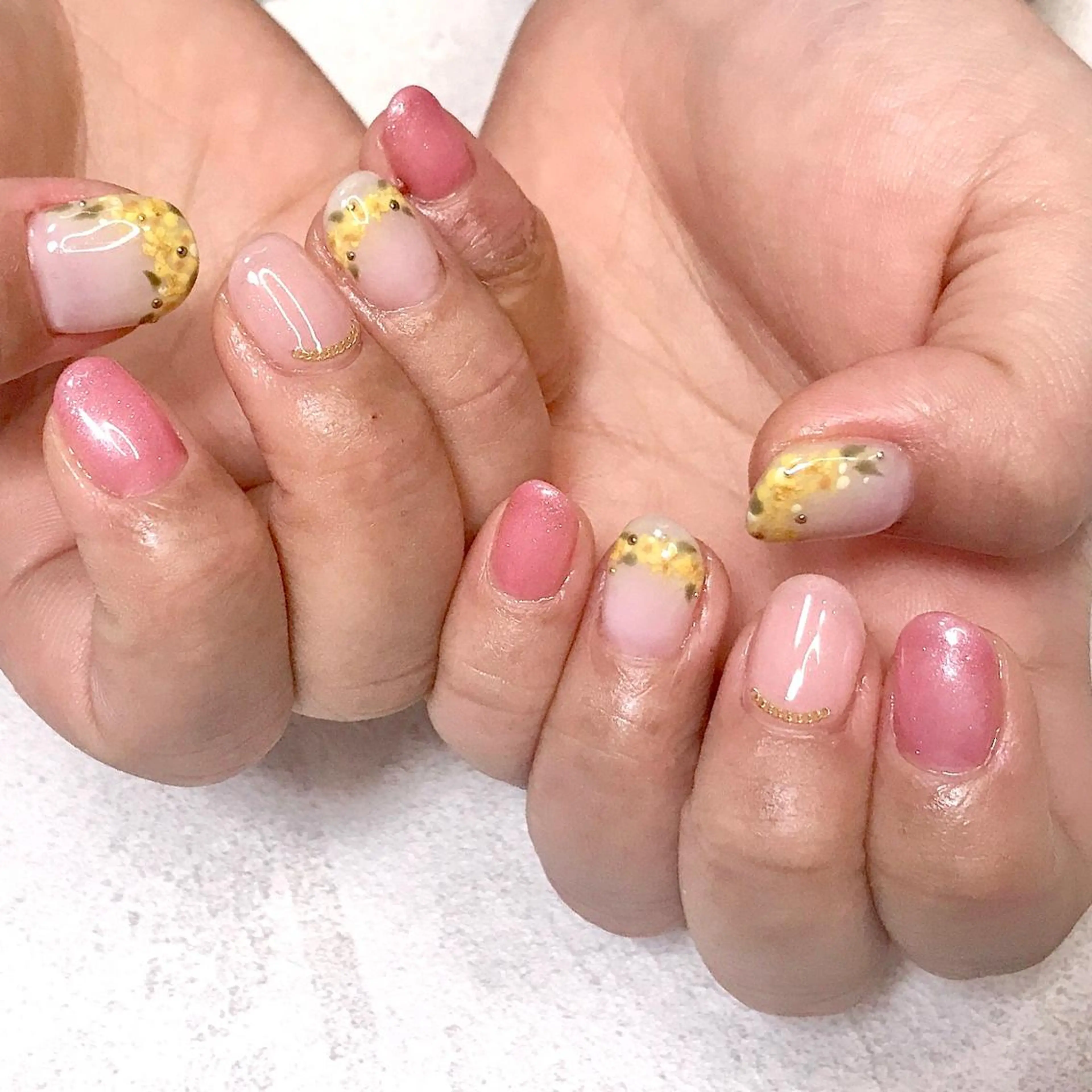 ネイル アートネイル フラワーネイル ワンカラーネイル 春ネイル ステラ marikominoのネイルデザイン