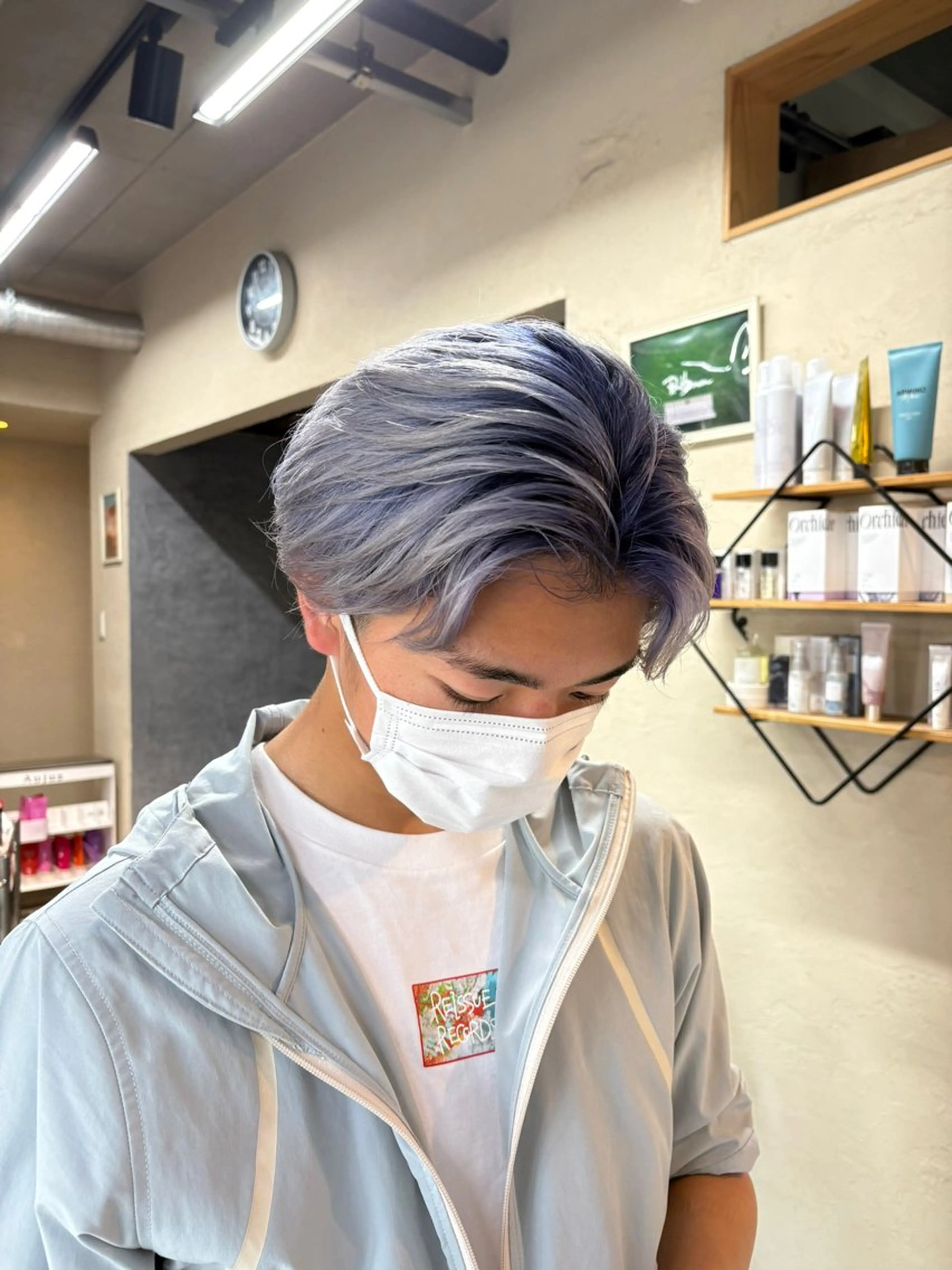 ショート カラー メンズ メンズブリーチ ブリーチ デザインカラー カット ヘアカラー トリートメント SUONO所属・ブリーチムラ修正 /ハイトーン/青砥大のヘアスタイル