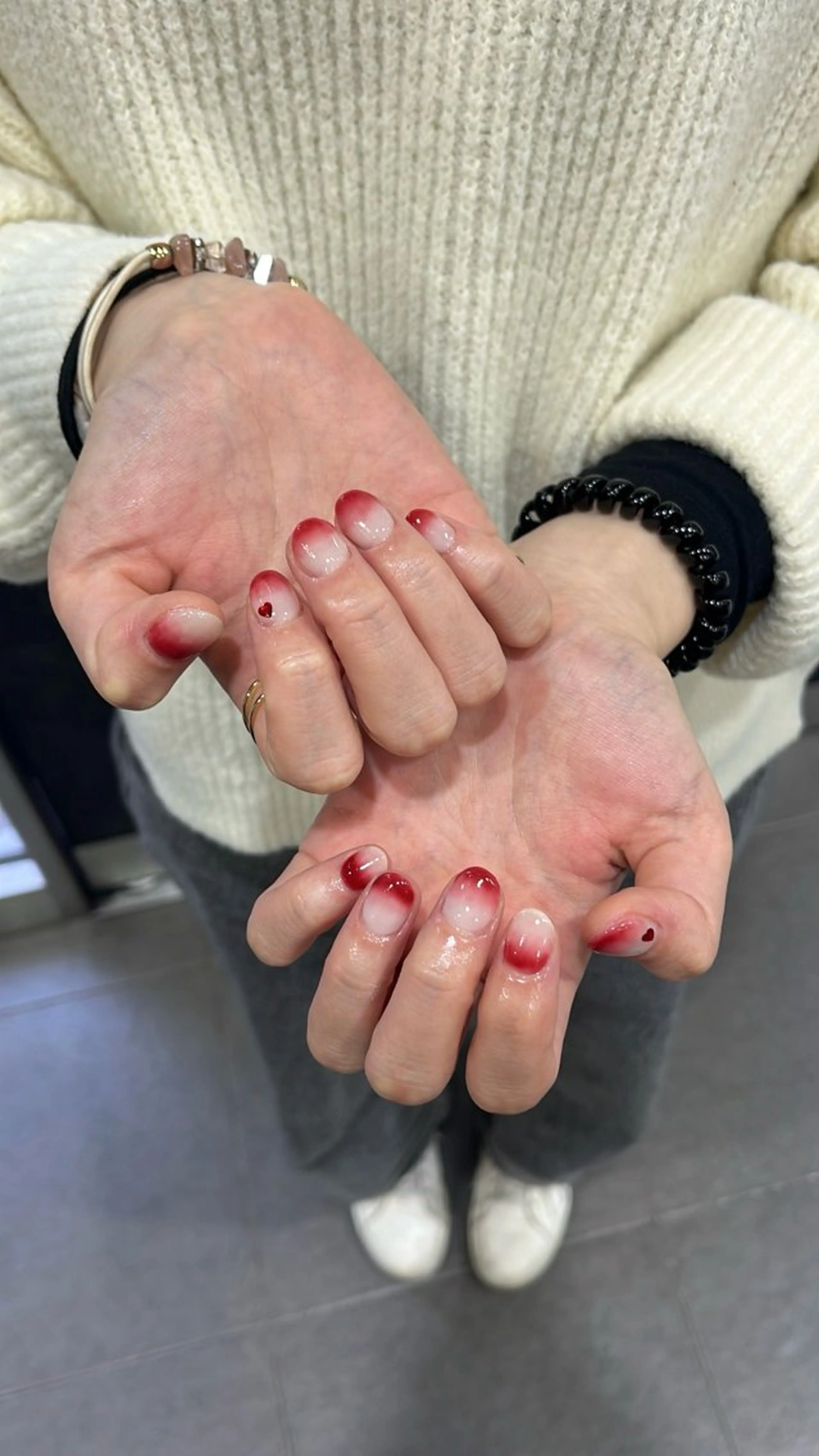 ネイル ハンドネイル waka❤️✨ レイヤーボブ/ネイルのヘアスタイル