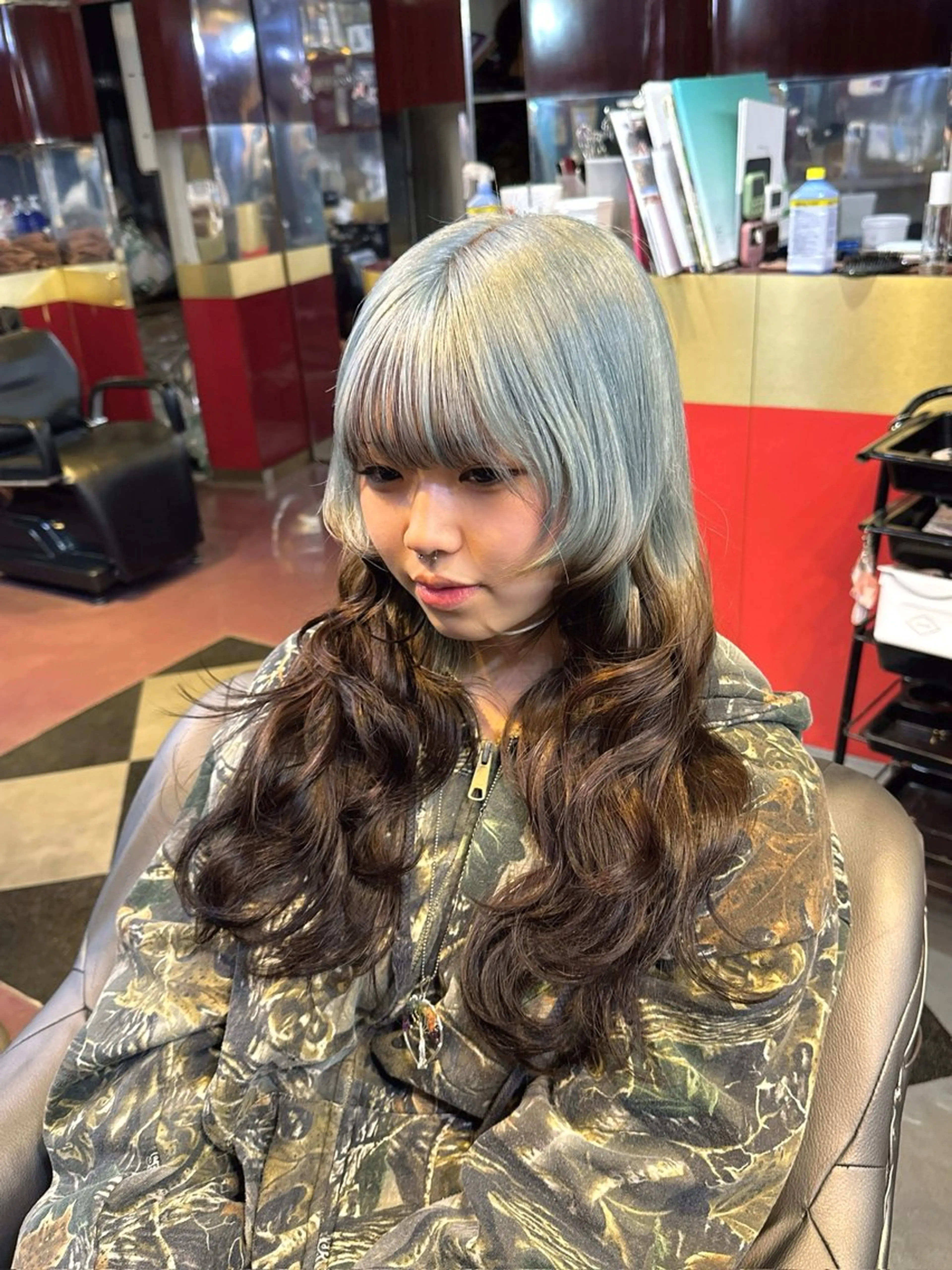 ロング カラー カット ヘアカラー トリートメント レイヤーカット/ カラー/長谷恵花のヘアスタイル