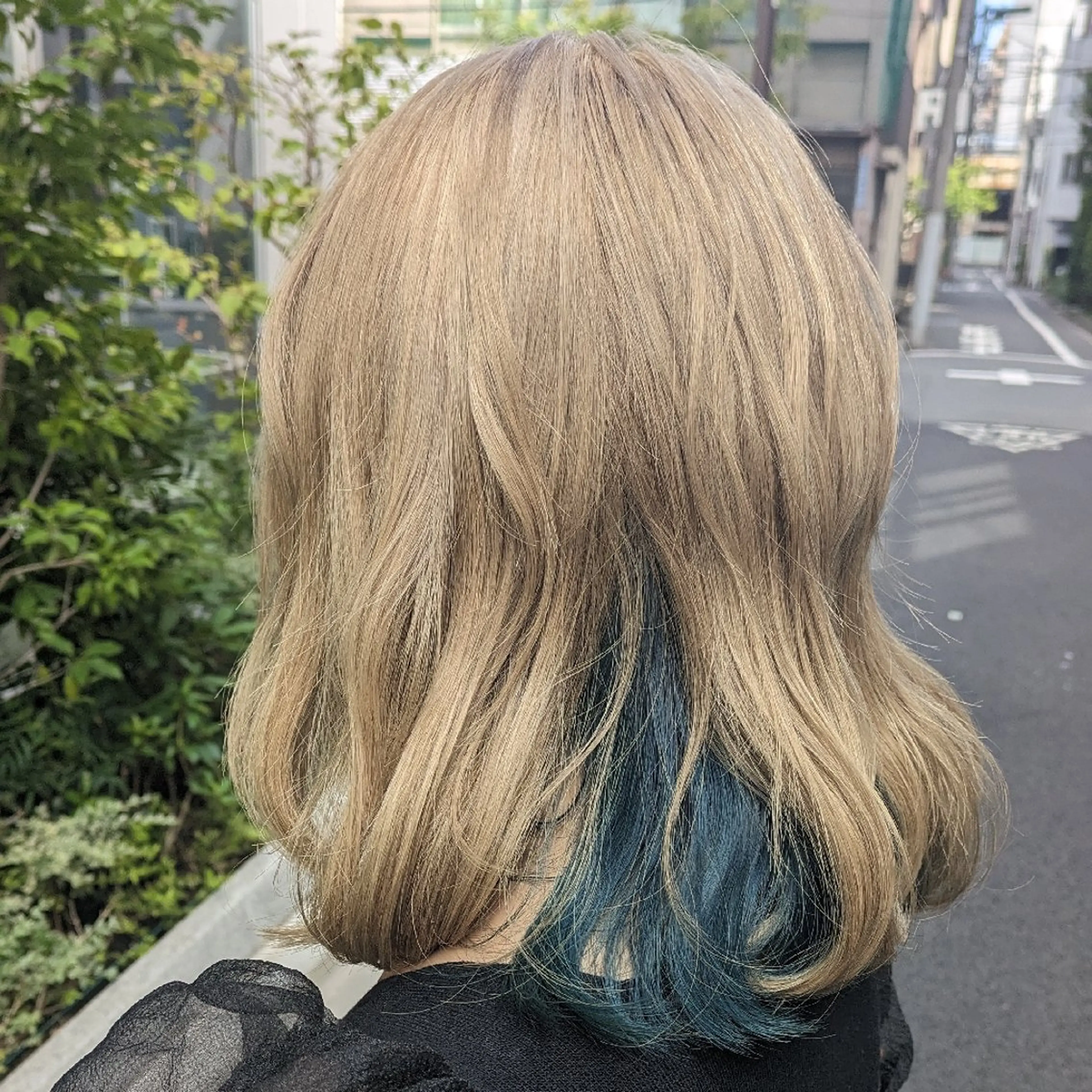 カラー ミディアム ベージュカラー インナーカラー カット ヘアカラー トリートメント fuwat所属・秋葉原でカラーする なら🐉ちぇーたんのヘアスタイル