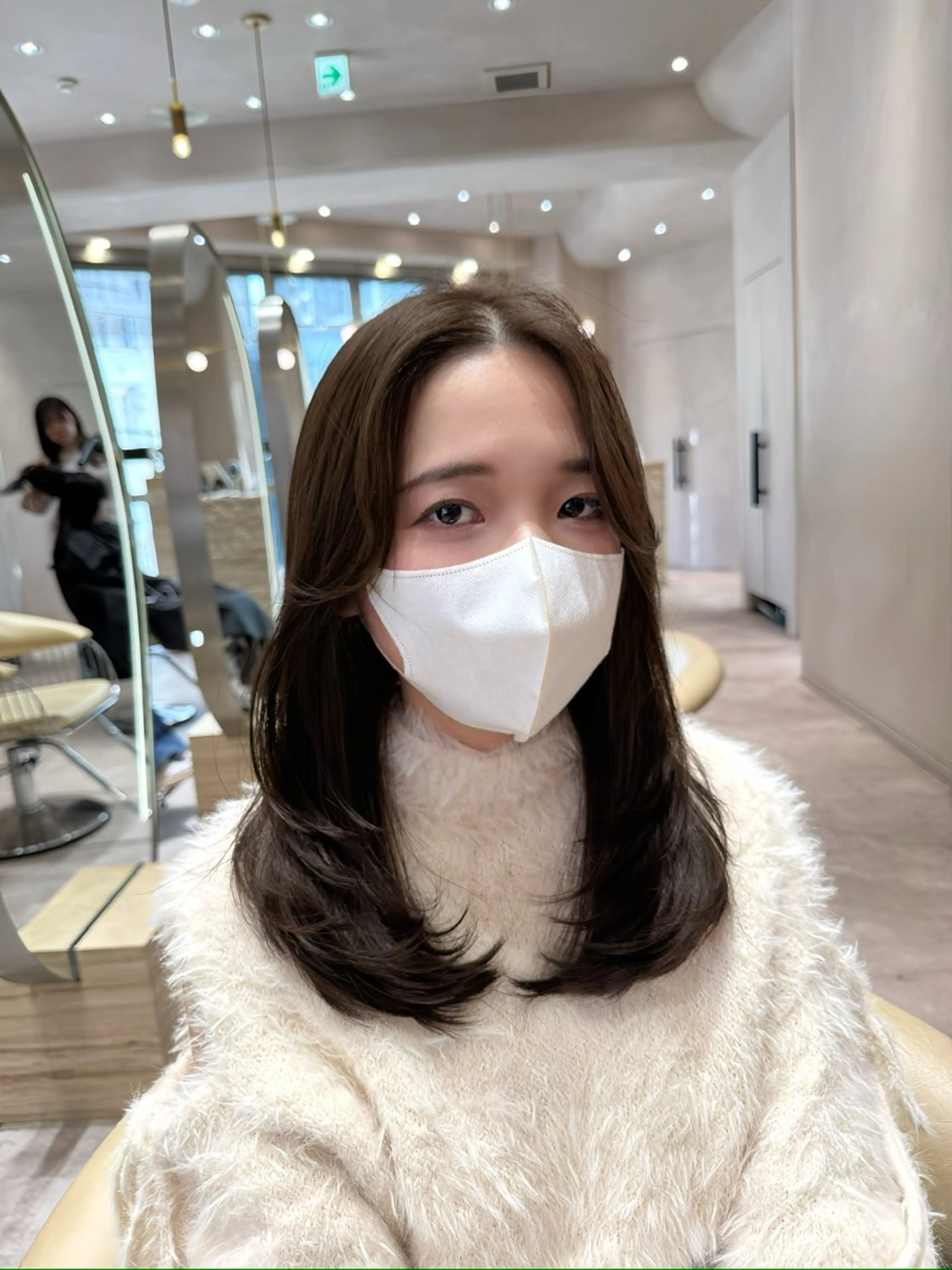 セミロング カット トリートメント 韓国ヘア/ベージュ カラー/髪質改善/涼のヘアスタイル