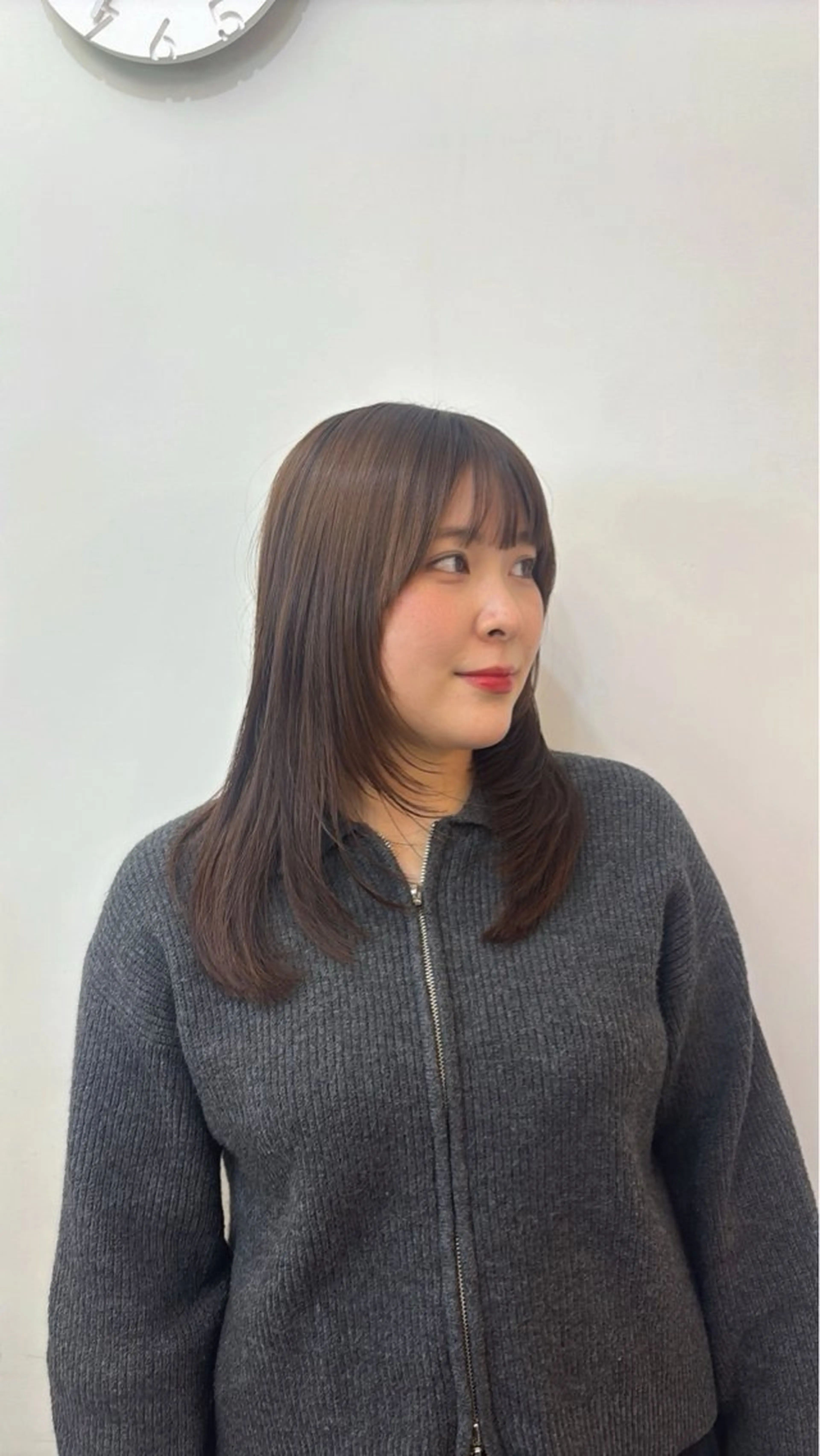 ミディアム レナ/原宿/レイヤー ブリーチなしカラーのヘアスタイル