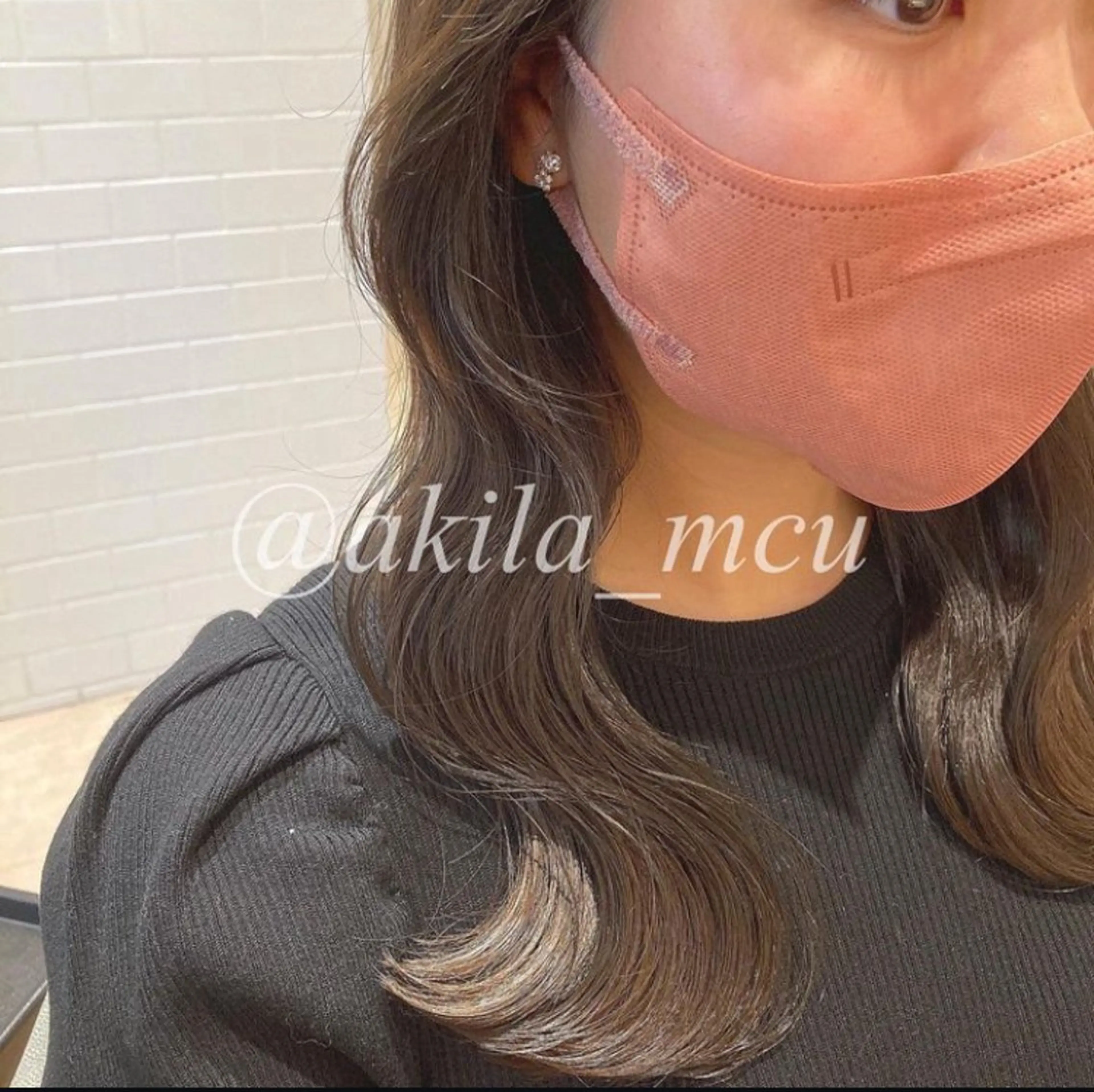 ロング カラー ヘアアレンジ アッシュ ブリーチ 透明感カラー グレージュ ブリーチなしカラー エグチ アキラのヘアスタイル