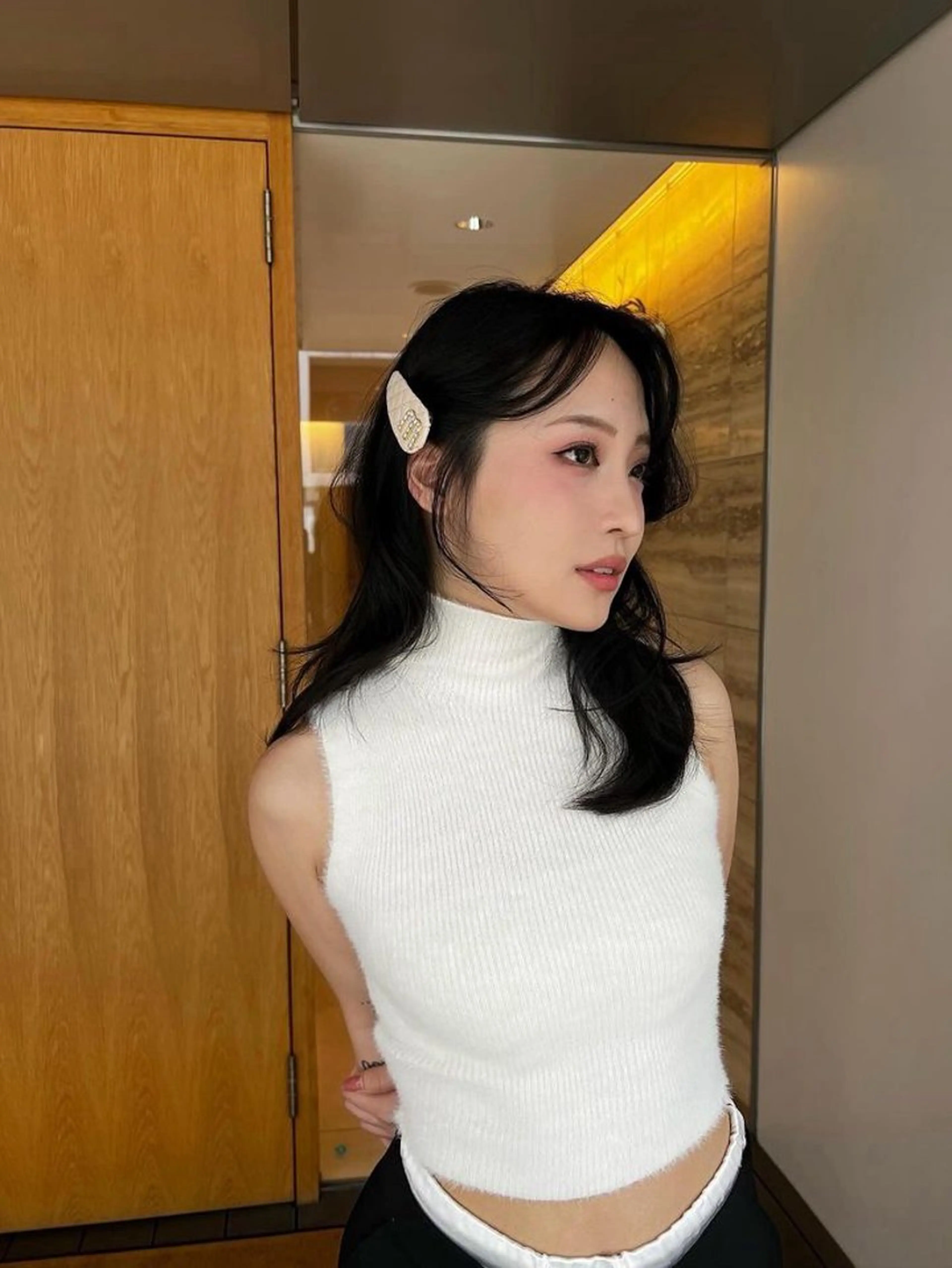 セミロング カラー 顔まわりレイヤー レイヤーカット カット ヘアカラー トリートメント ヘッドスパ ヘアセット 柔らかブラウン/顔周 りレイヤー♡ユウシのヘアスタイル