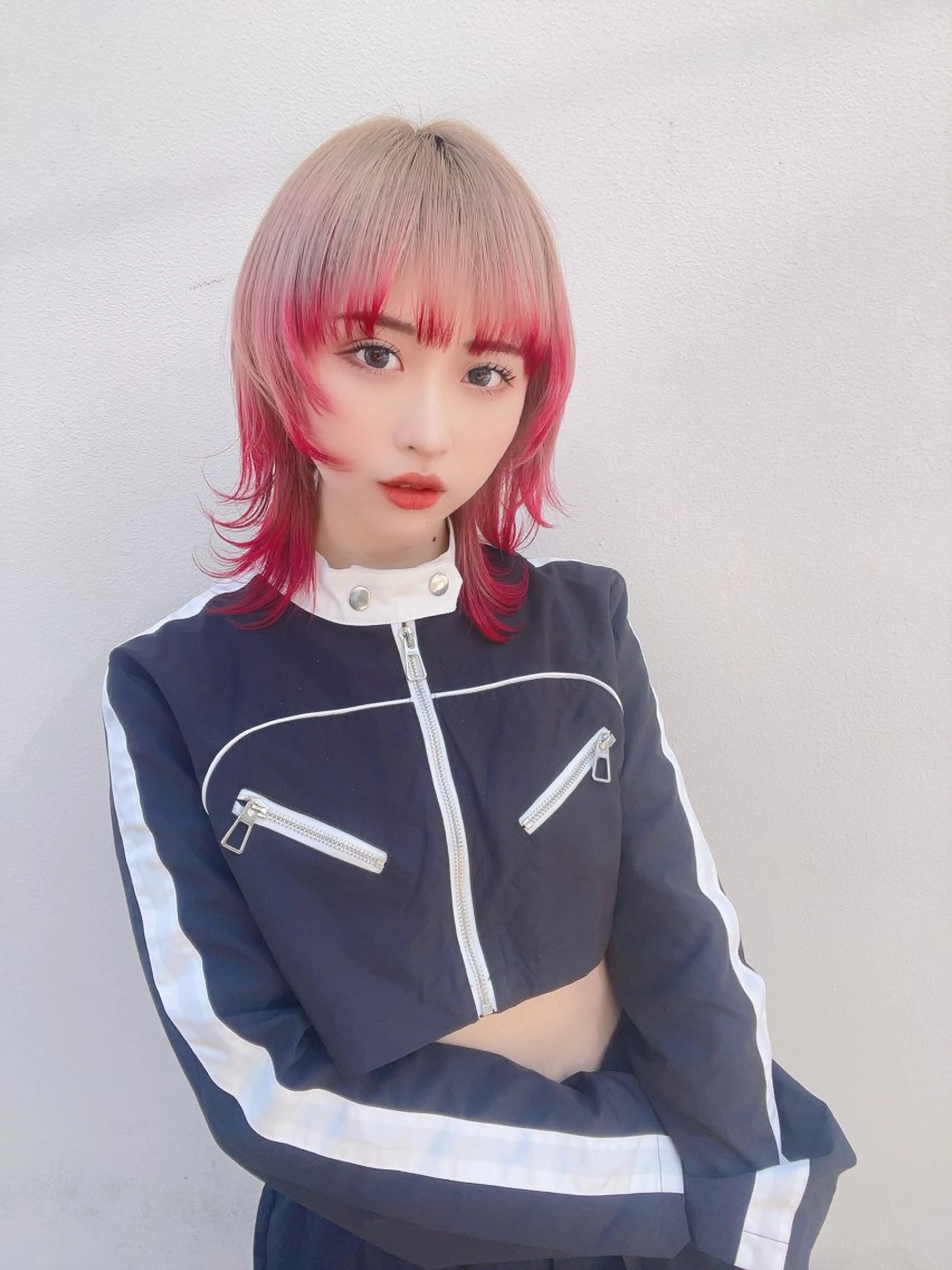 ミディアム カラー ハイトーン/ウルフ /小澤凌祐🦕のヘアスタイル