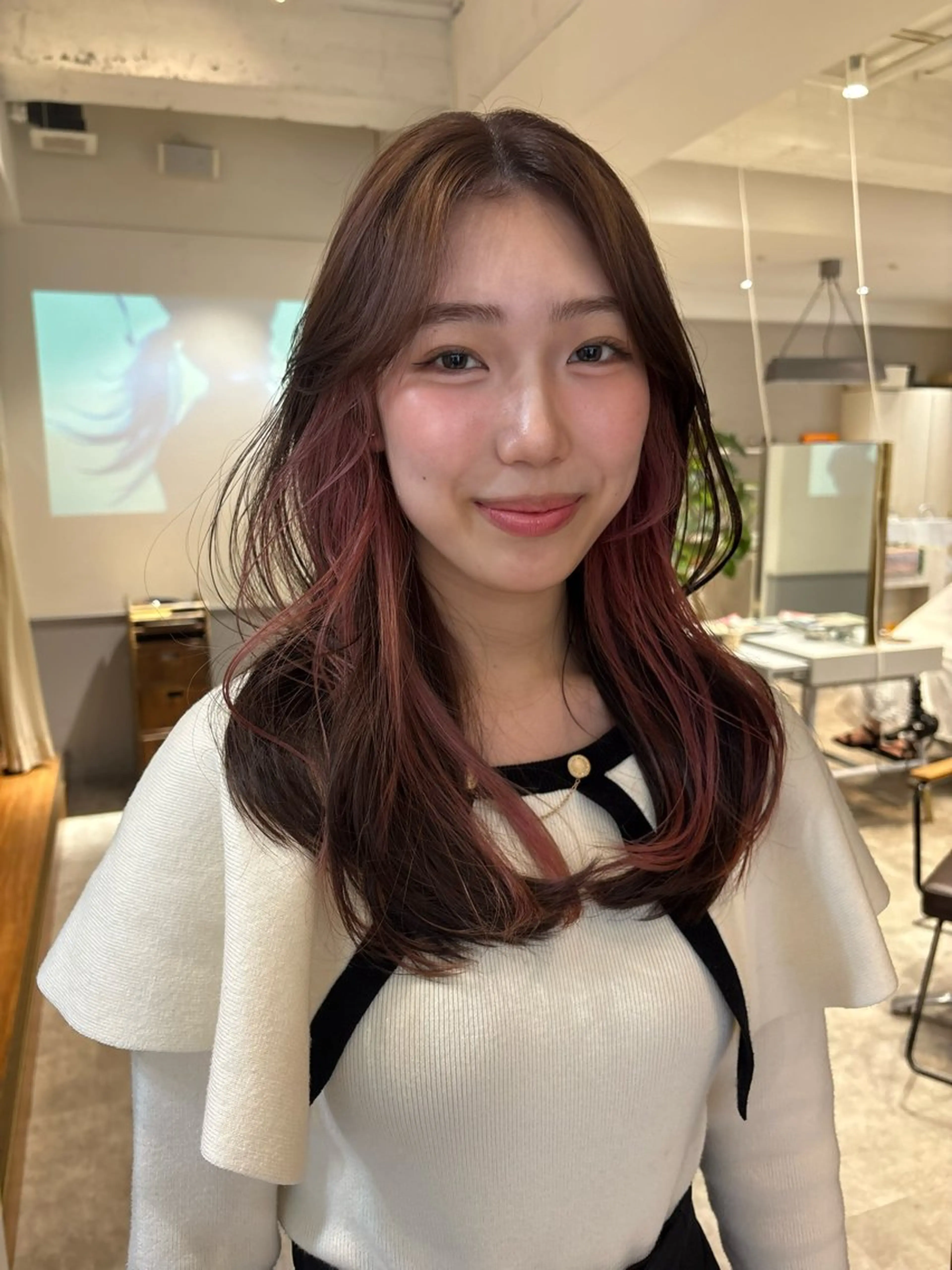 ロング ヘアカラー SIKI yuuna レイヤーカット🪽のヘアスタイル