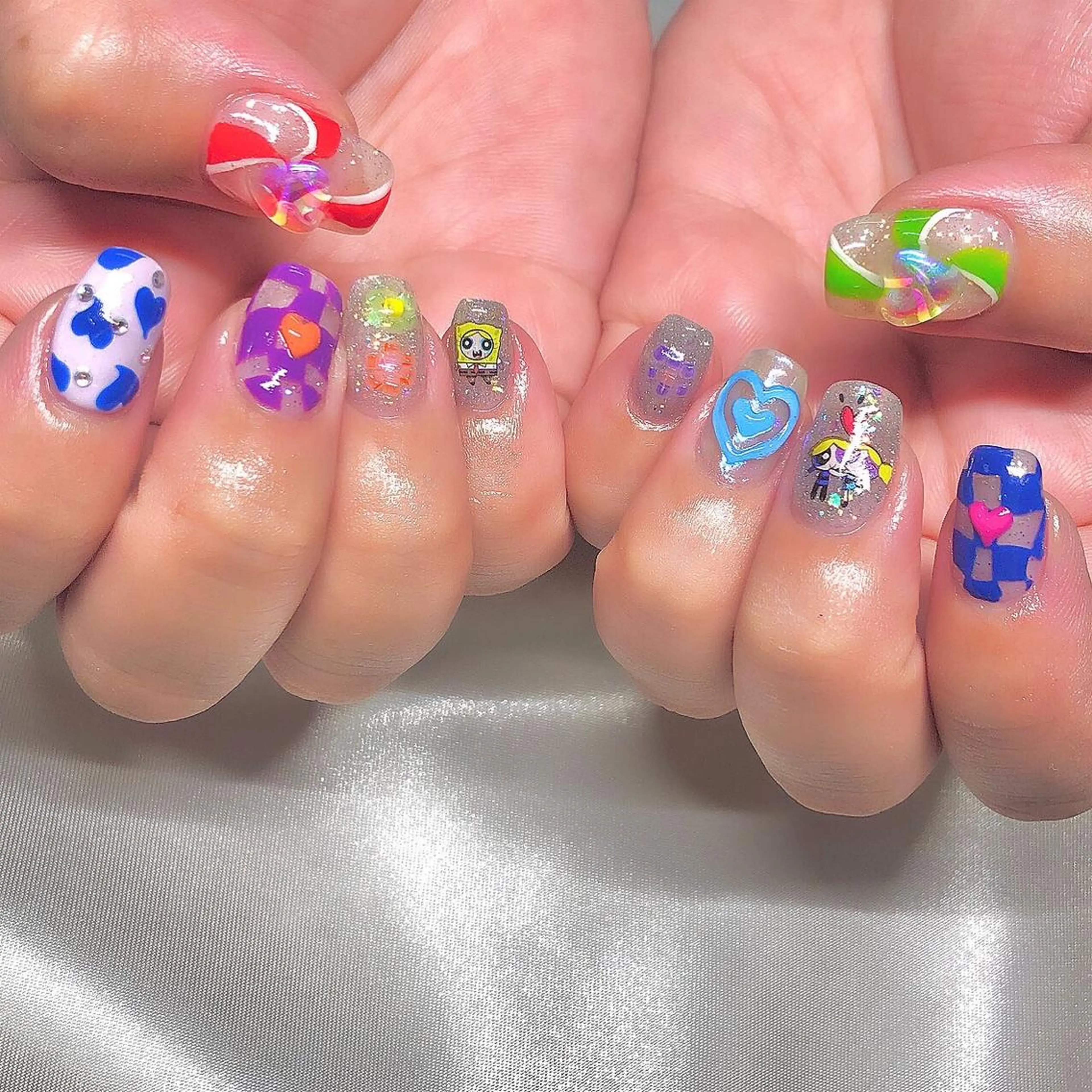 ネイル 持ち込み ハンドネイル フットネイル mi chiのネイルデザイン