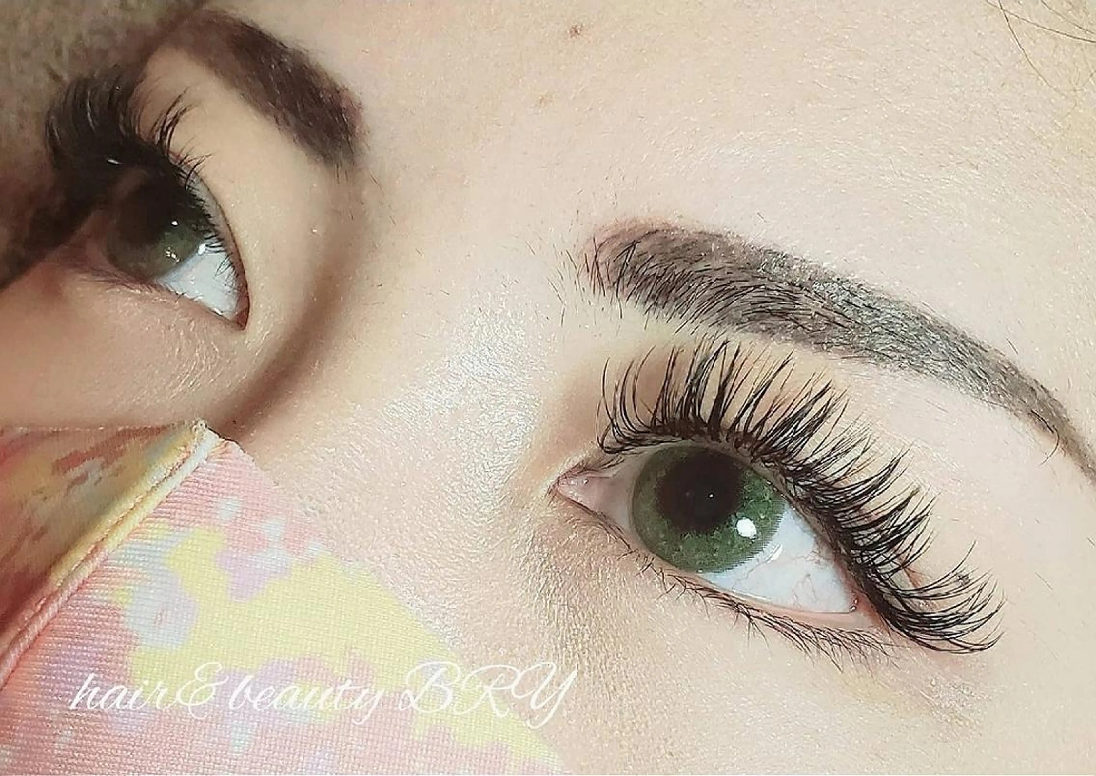 マツエク・マツパ 付け放題 バインドロック カラーマツエク フラットラッシュ ボリュームラッシュ マツエク Hair＆beauty BRY所属・hair& beauty BRYのマツエク・マツパデザイン