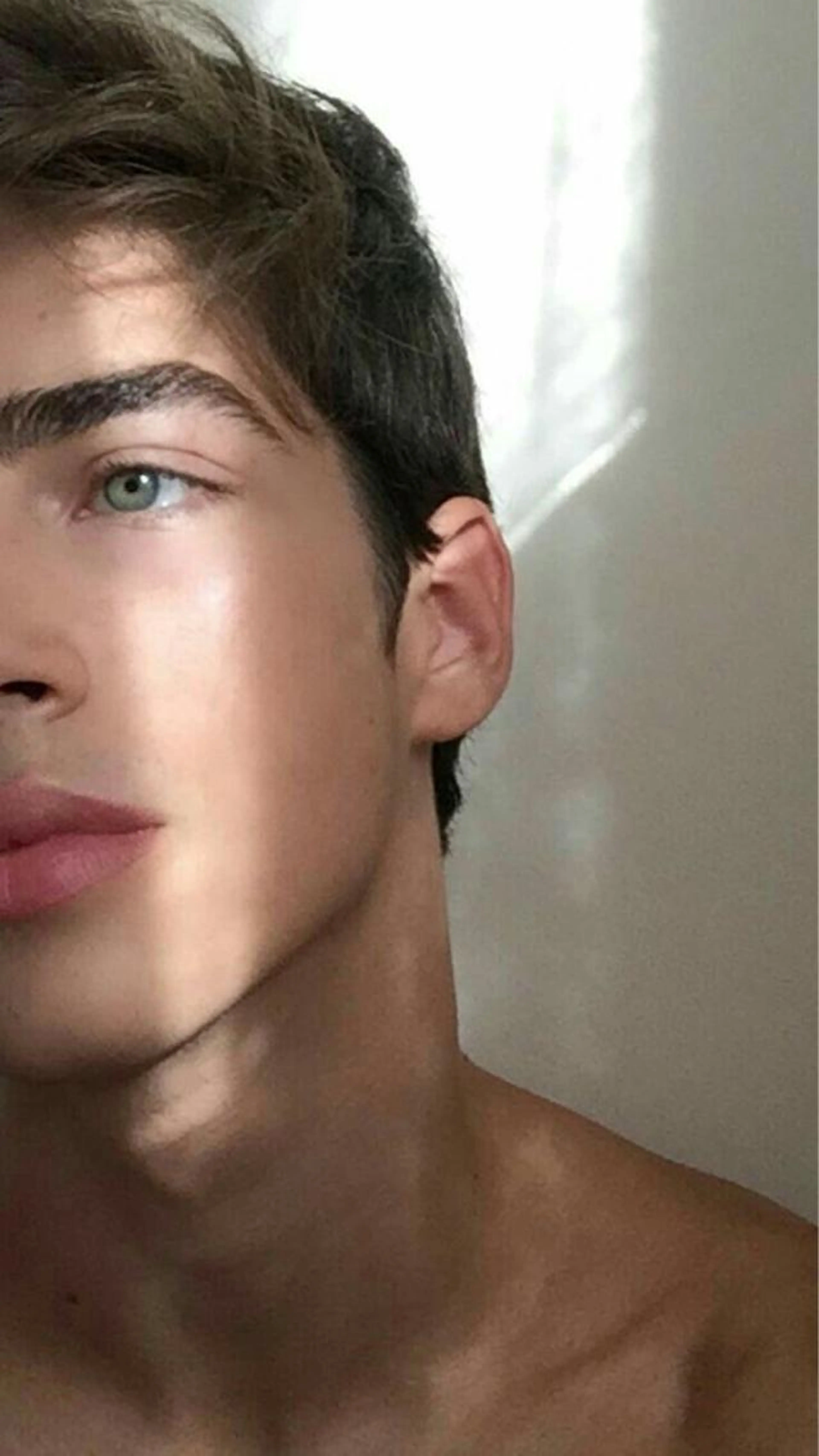 男性〖ヒゲ脱毛 〗効果抜群！最先端結果重視ハイブリット脱毛の写真