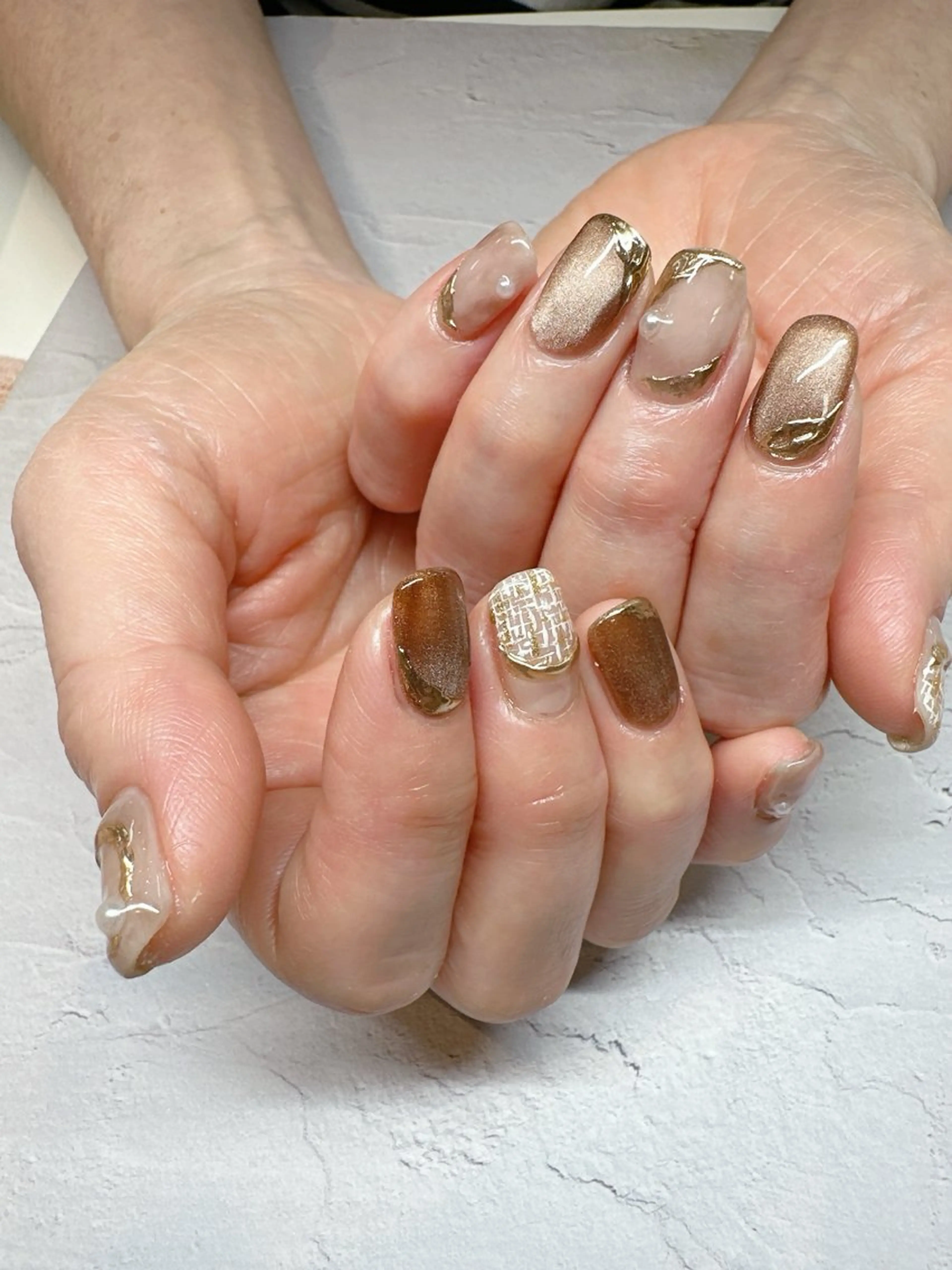 ネイル ミラーネイル ツイードネイル ハンドネイル nailist SATO【銀座】のネイルデザイン