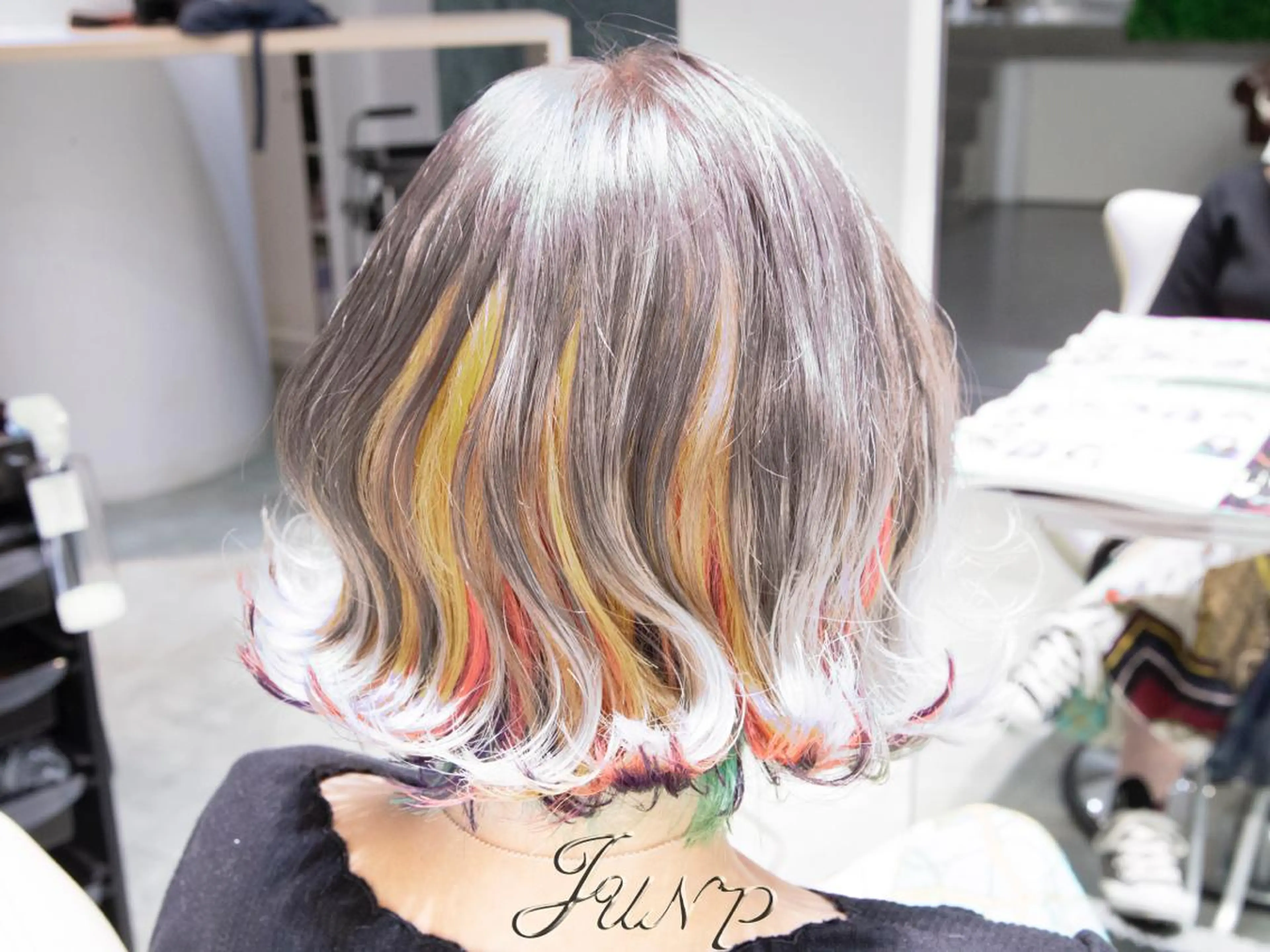 ショート カラー Re:ta Hair 飯田淳平のヘアスタイル