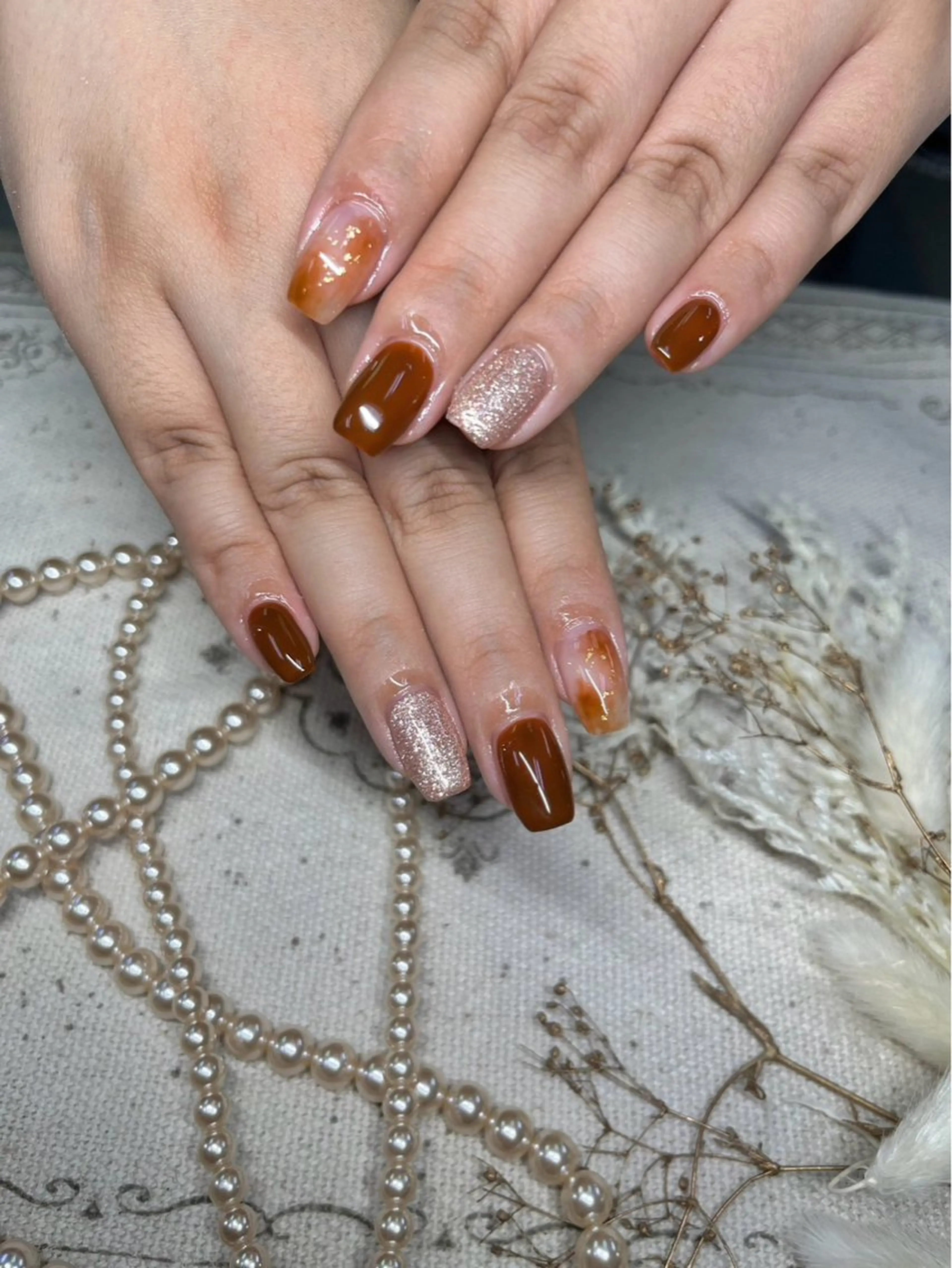 ネイル オーロラネイル フラッシュネイル キラキラネイル ミラーネイル オフィスネイル May&Way Neilのネイルデザイン