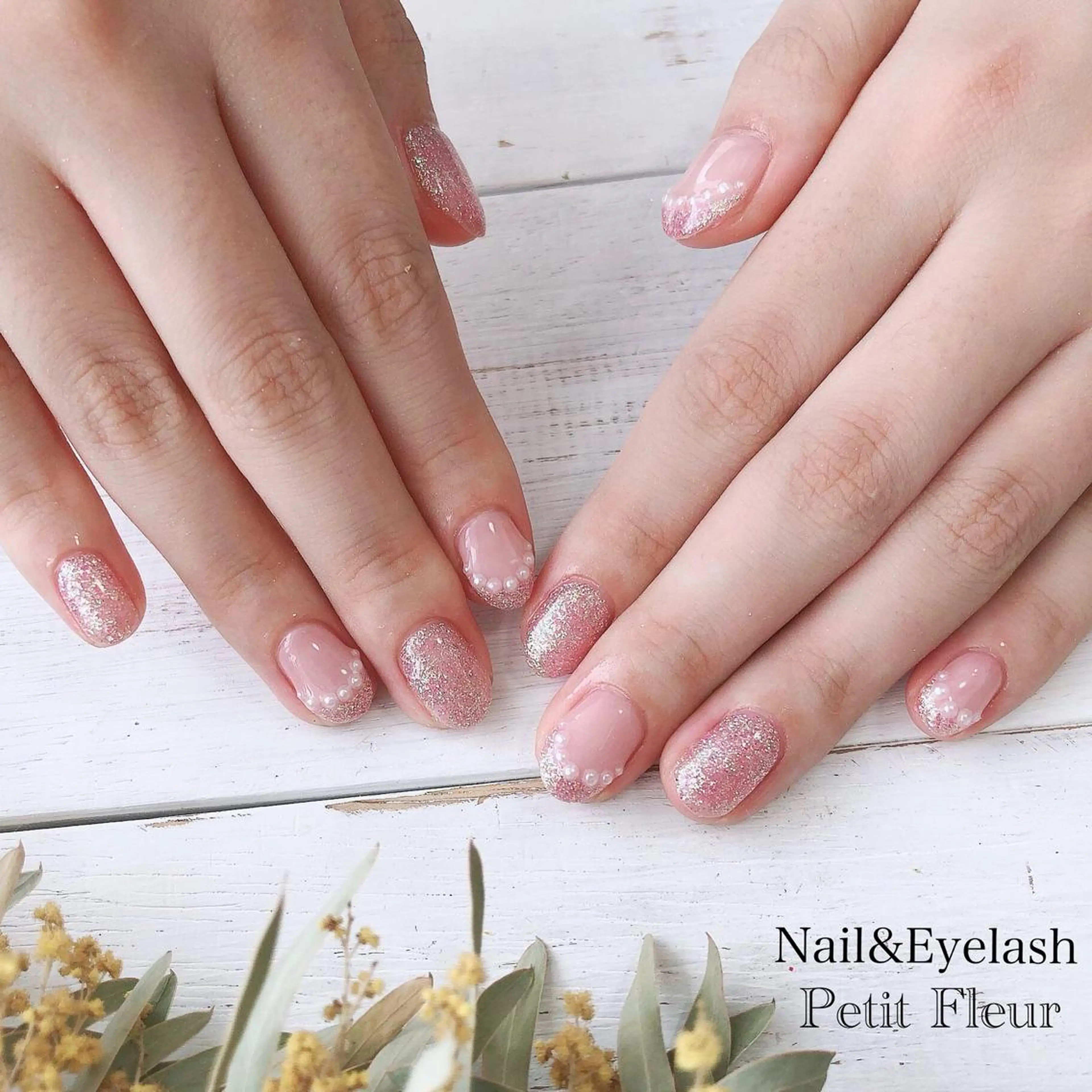 ネイル Petit Fleur所属・青柳 亜梨奈のマツエク・マツパデザイン