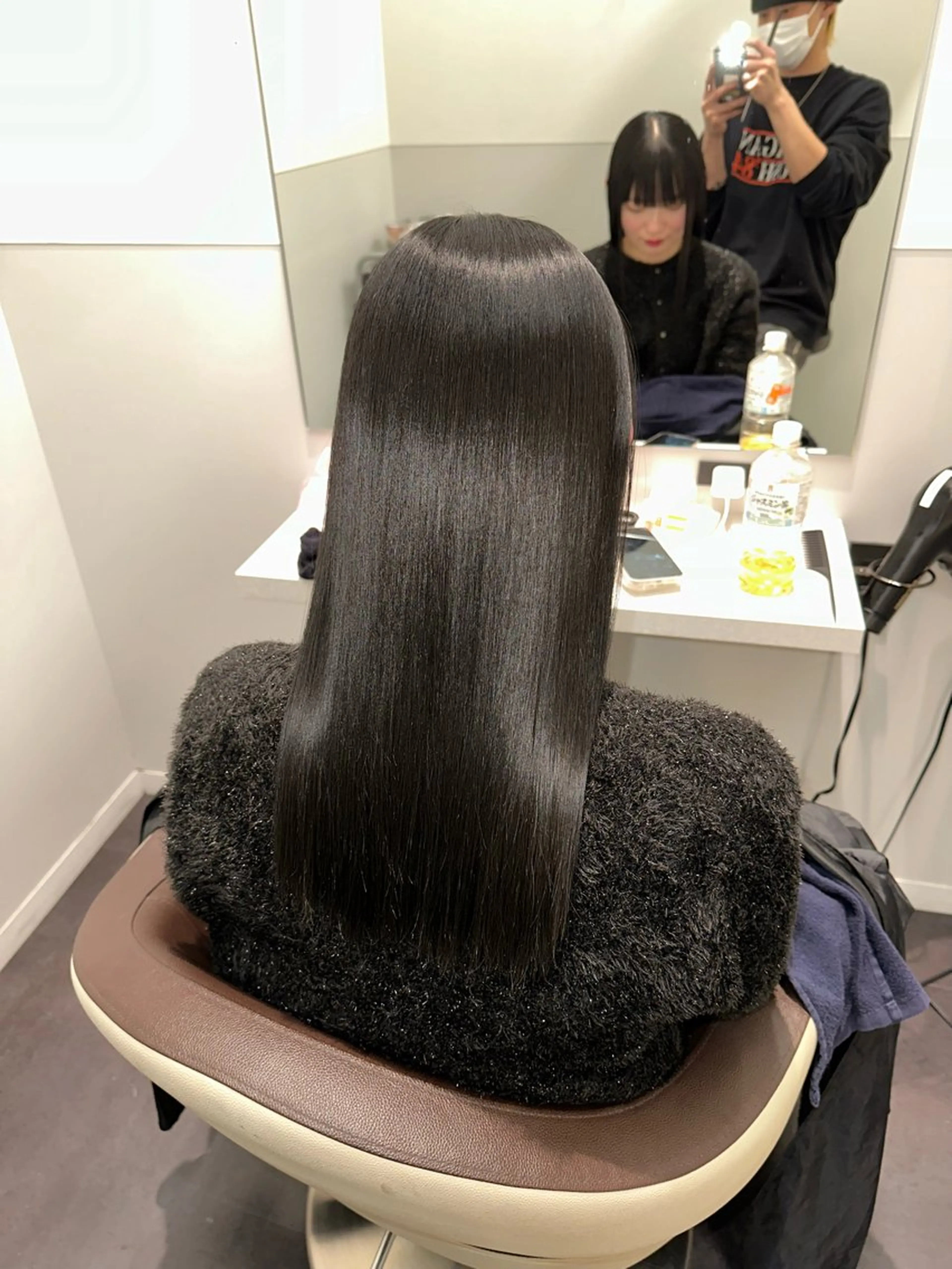 セミロング カラー Wisteria所属・美髪特化✨ 伊織✨縮毛矯正✨のヘアスタイル