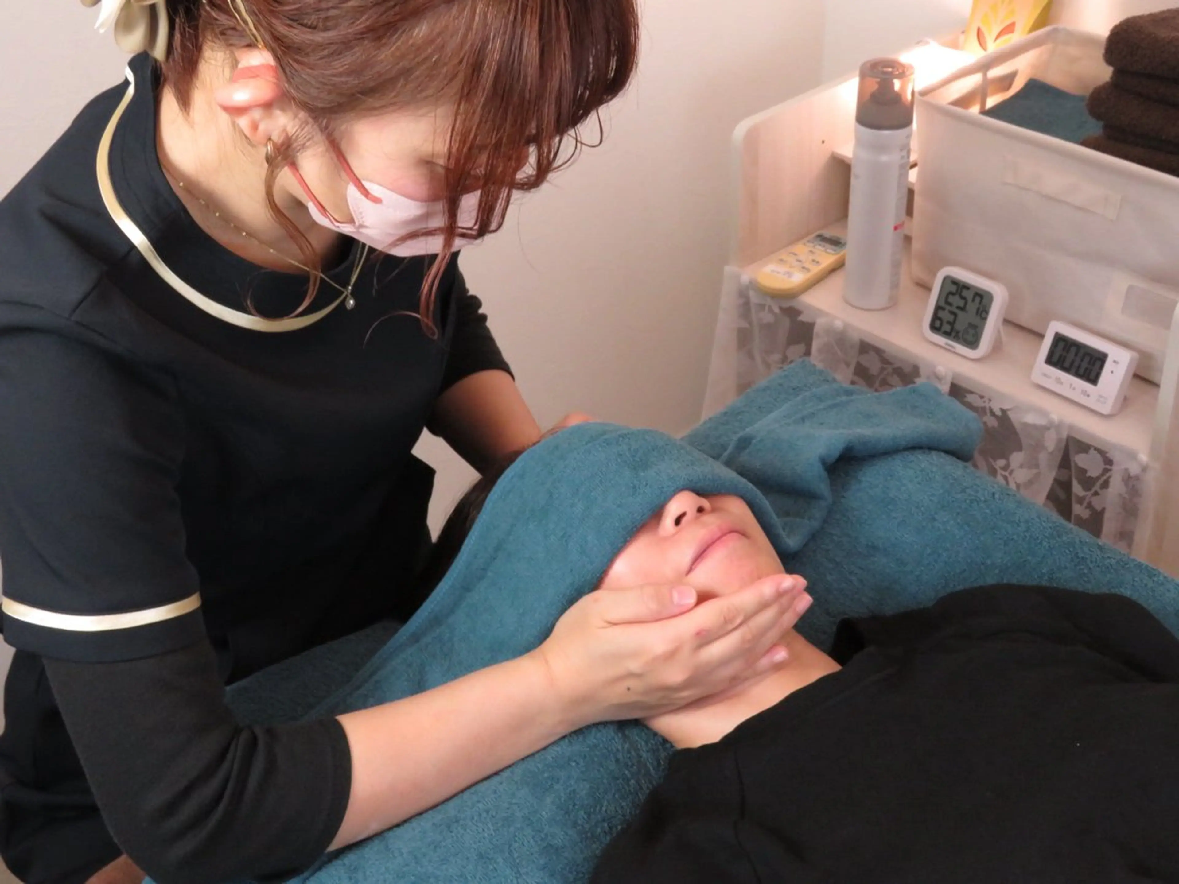 【迷ったらコレ！】筋膜アプローチ＋ドライヘッドスパ＋小顔調整   120分の写真