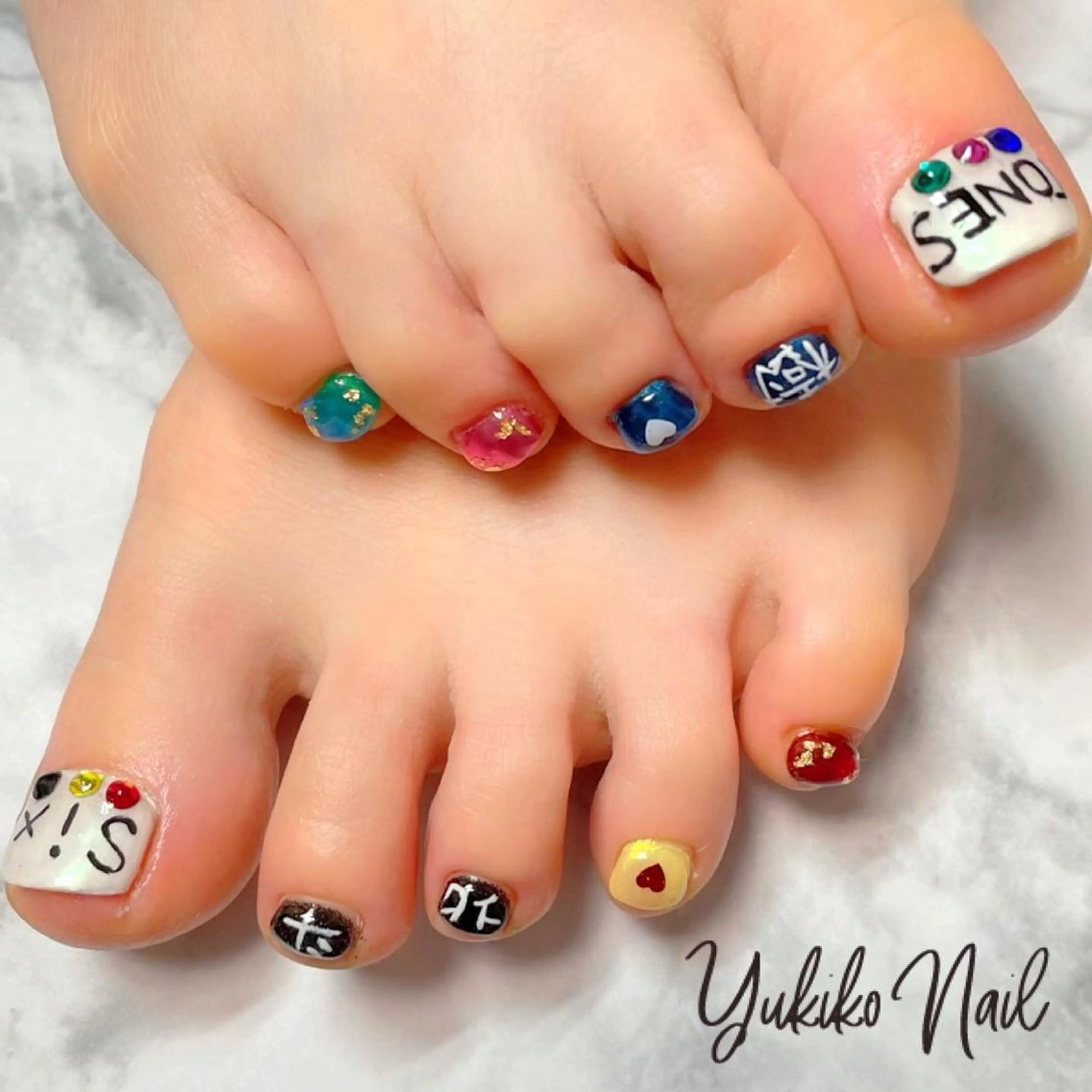 ネイル フットネイル 持ち込み ハンドネイル ユキコ ネイルのネイルデザイン