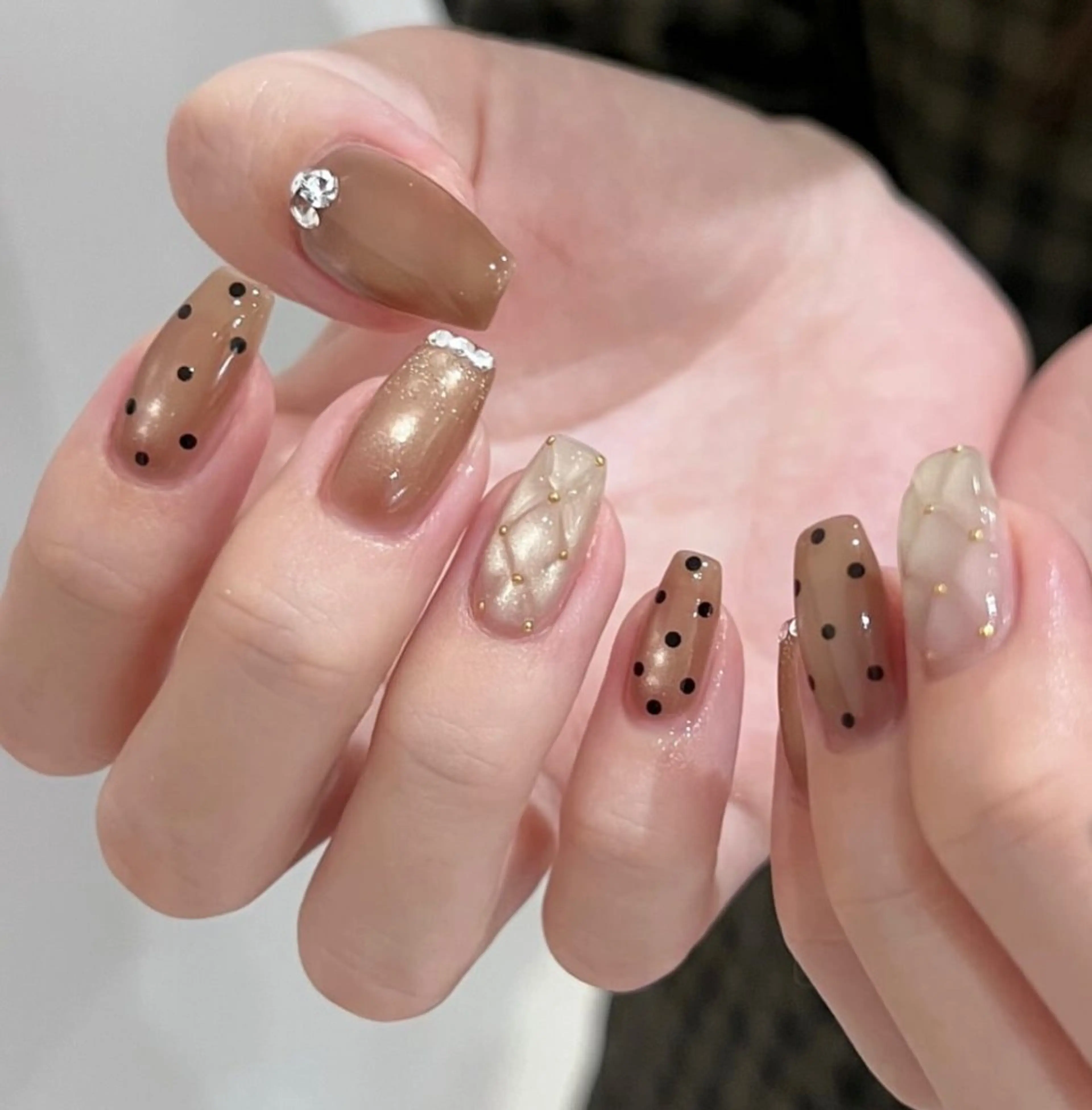 ネイル アートネイル 長さ出し ジェルネイル マグネットネイル ニュアンスネイル Kanao_ CloudyChanのネイルデザイン