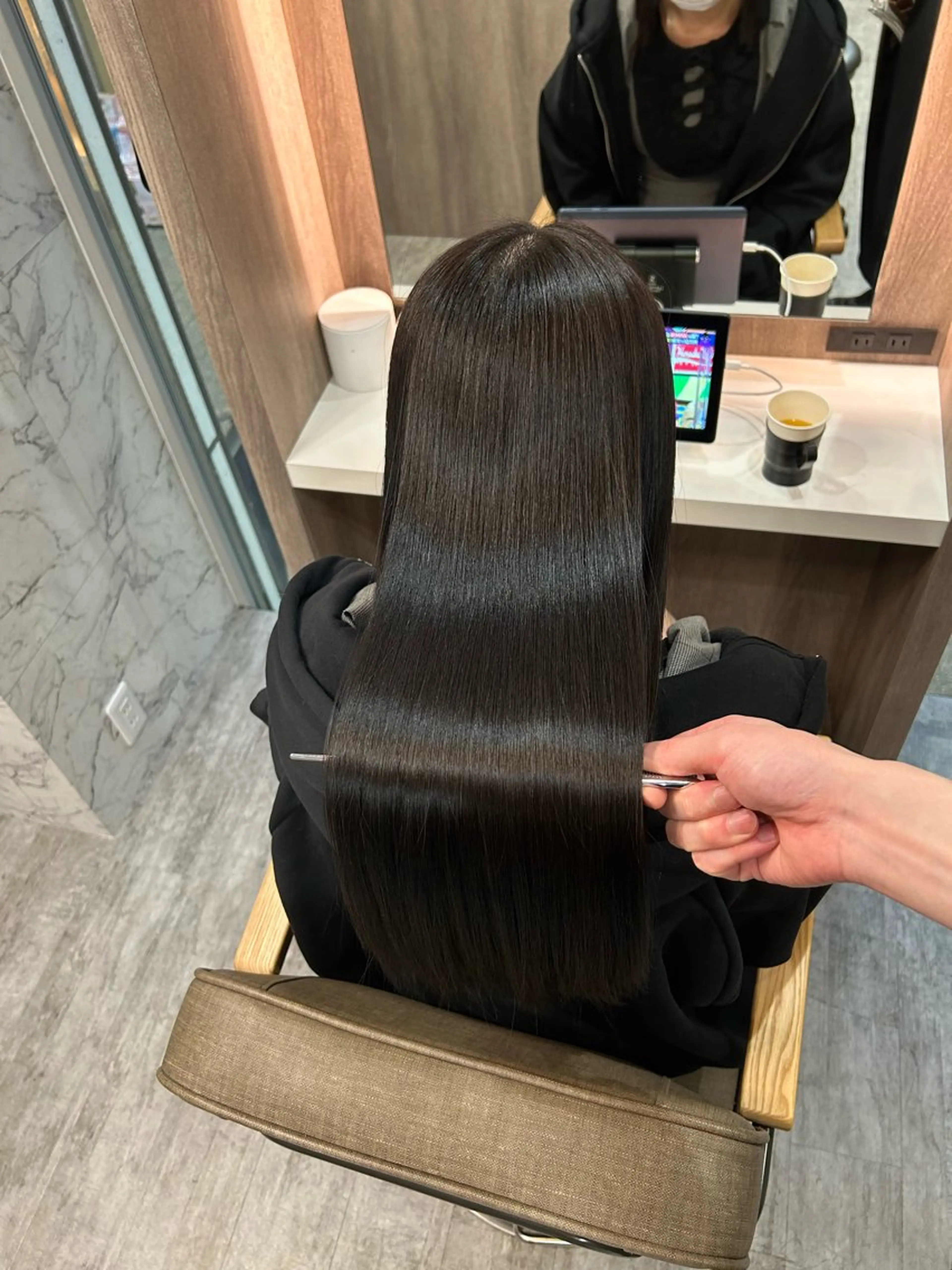 ロング カット 縮毛矯正 ユアーズヘアーセカンド所属・広島No.1美髪矯正 髪質改善/河村総一郎のヘアスタイル