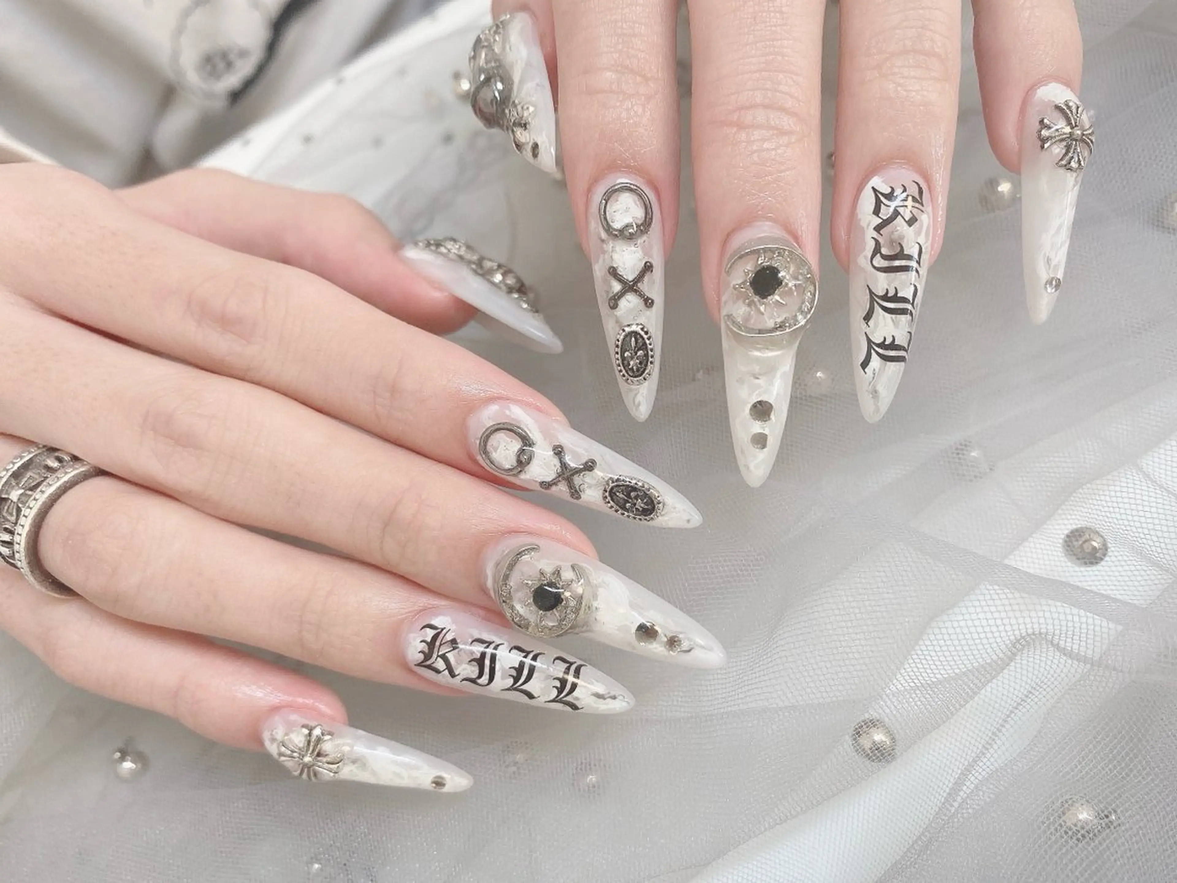 ネイル ハンドネイル PLATA LISAのネイルデザイン