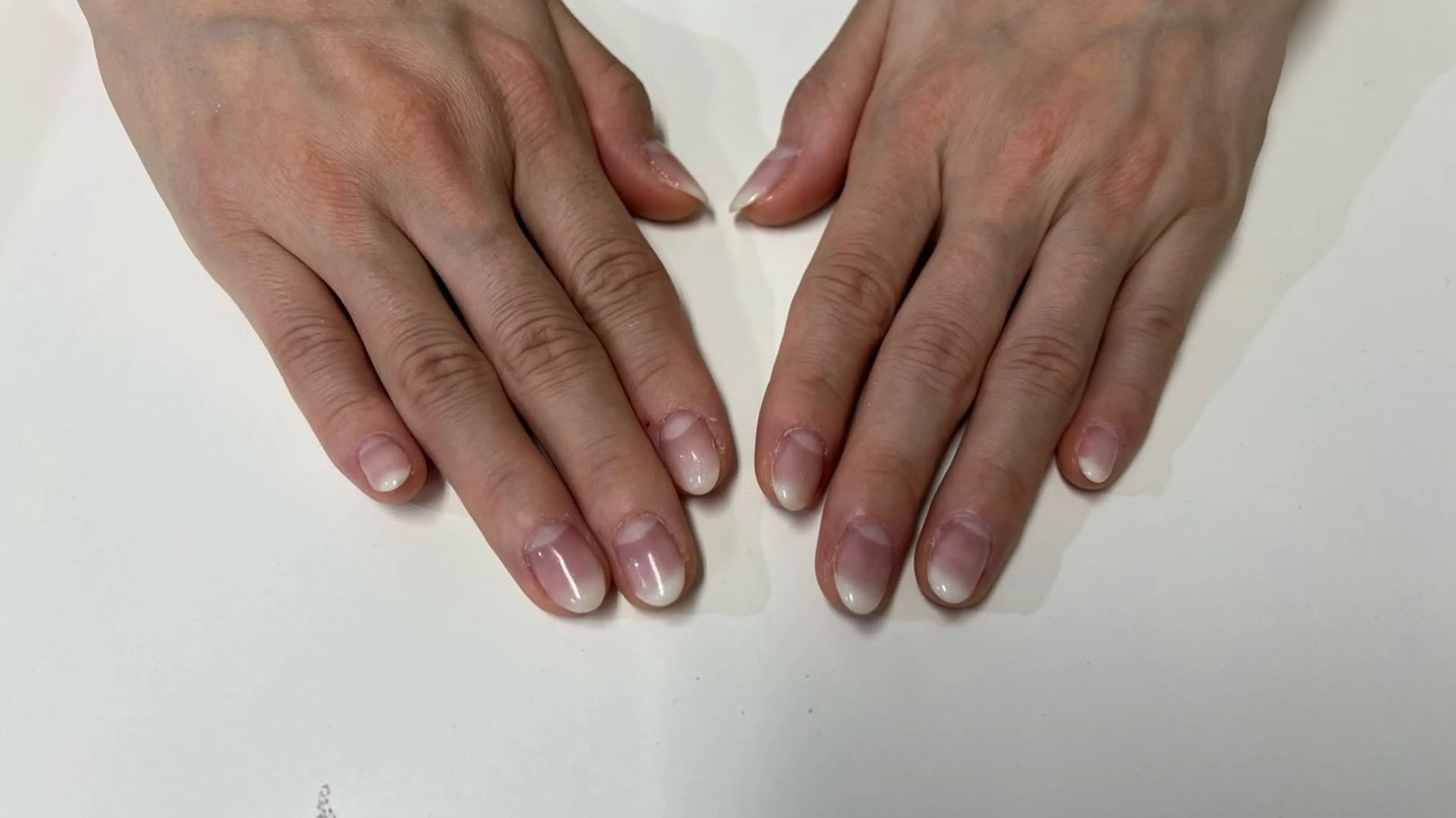 ネイル グラデーション ネイルサロン　エーナイン　イオン栄町店所属・sayaka 【モデル募集中💖】のネイルデザイン